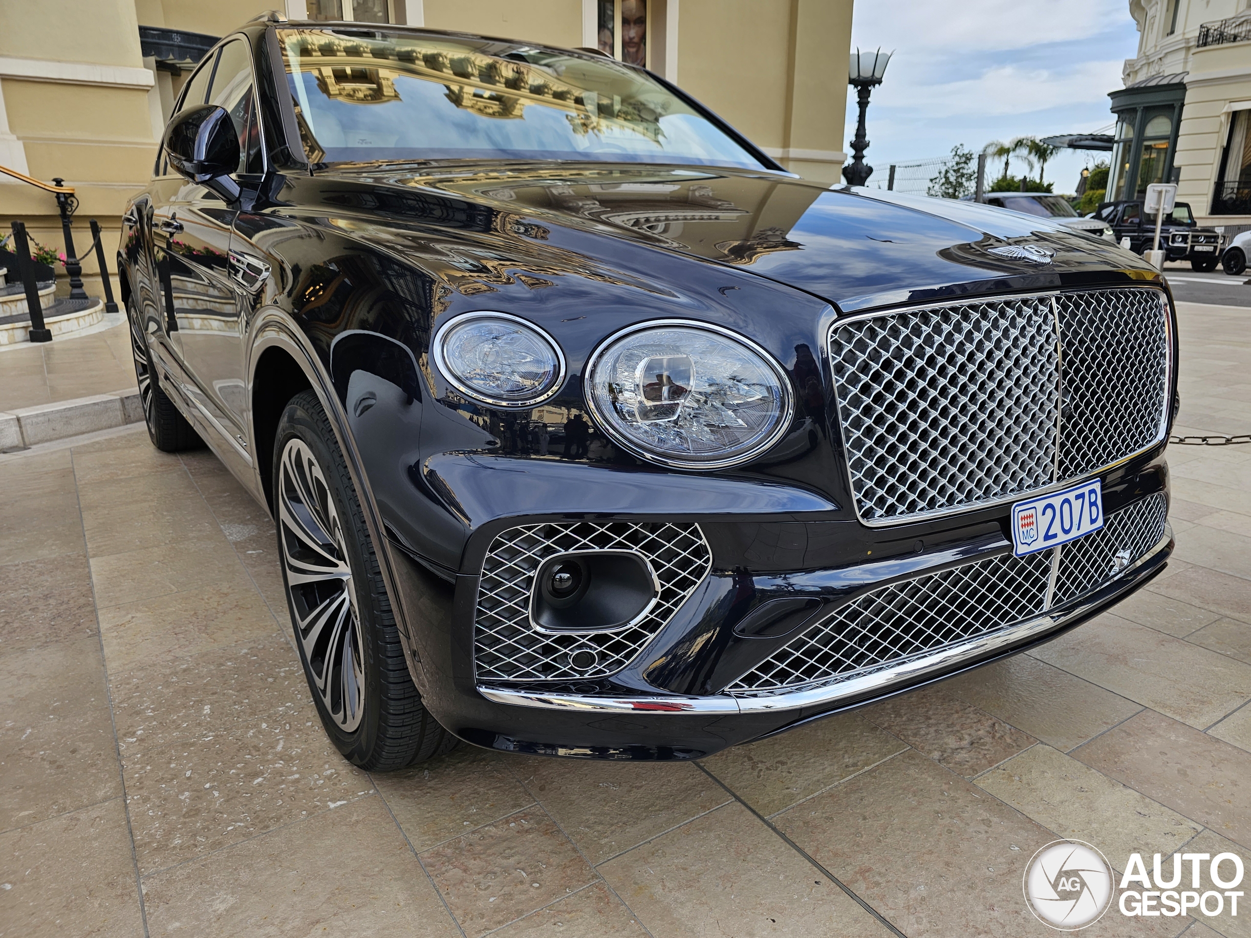 Bentley Bentayga Azure