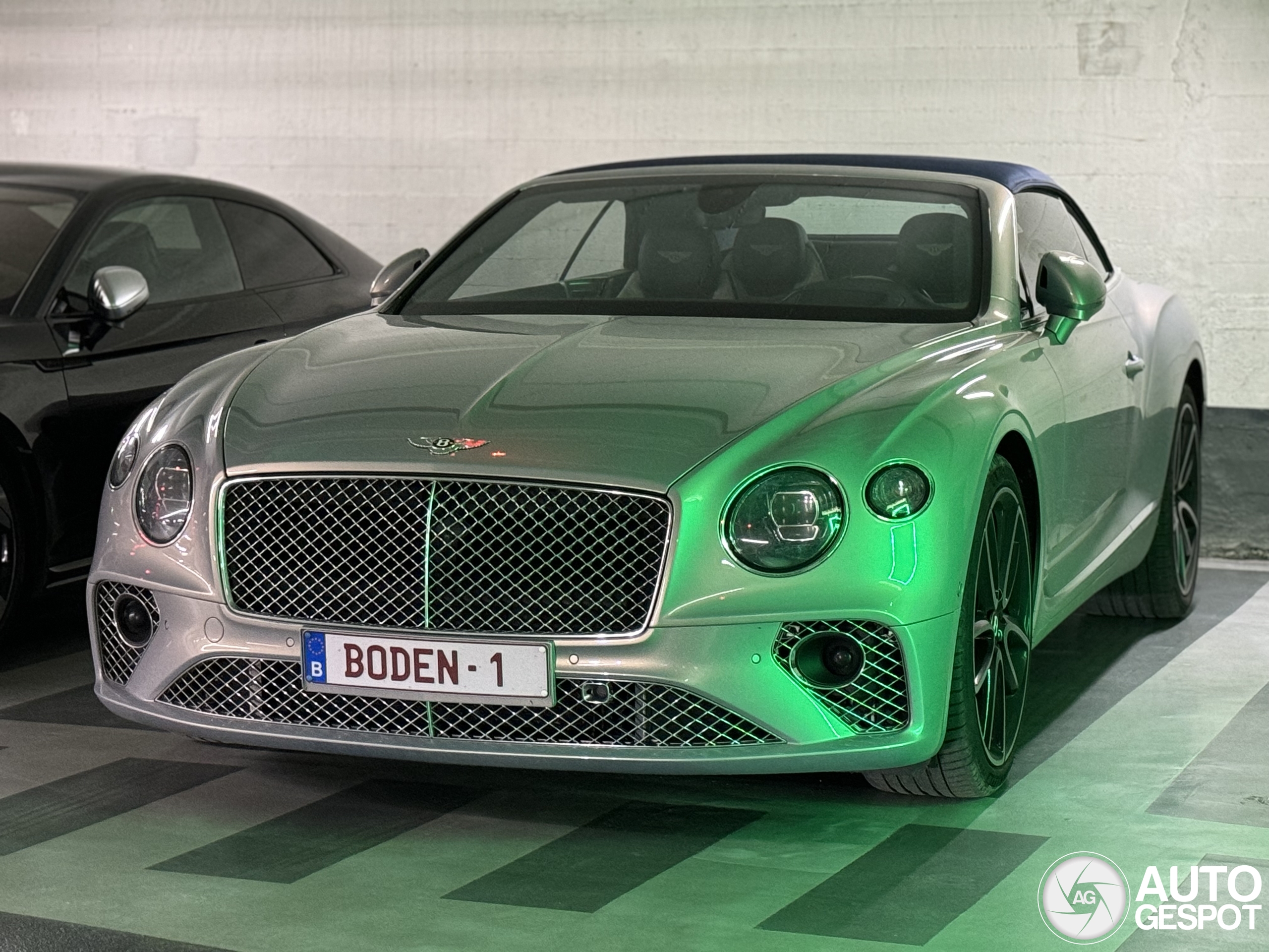 Bentley Continental GTC 2019