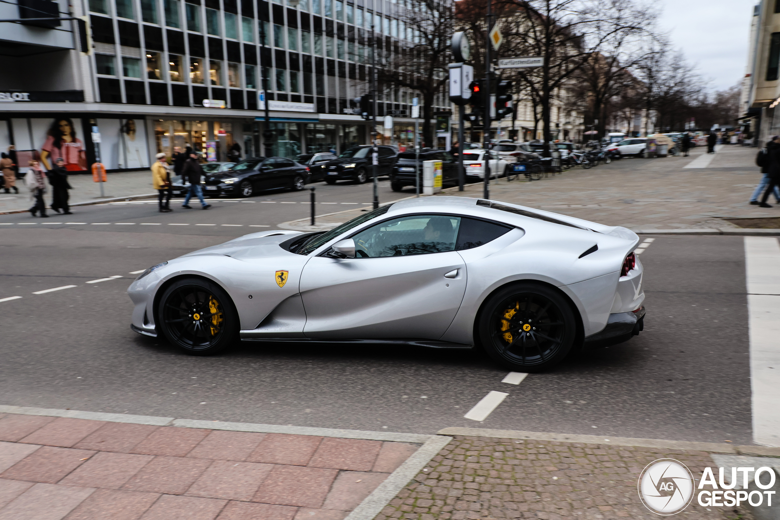 Ferrari 812 Superfast