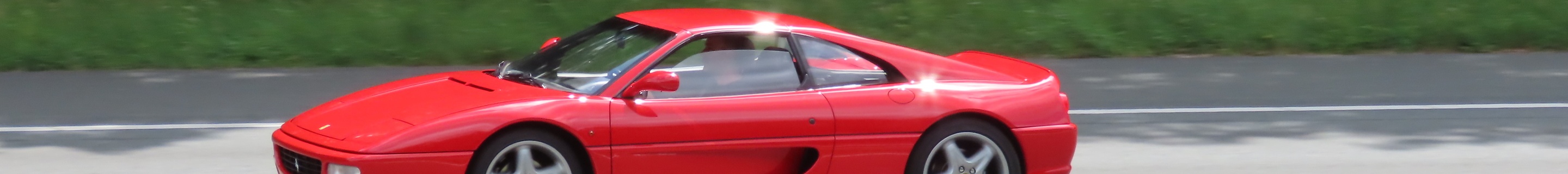 Ferrari F355 GTS