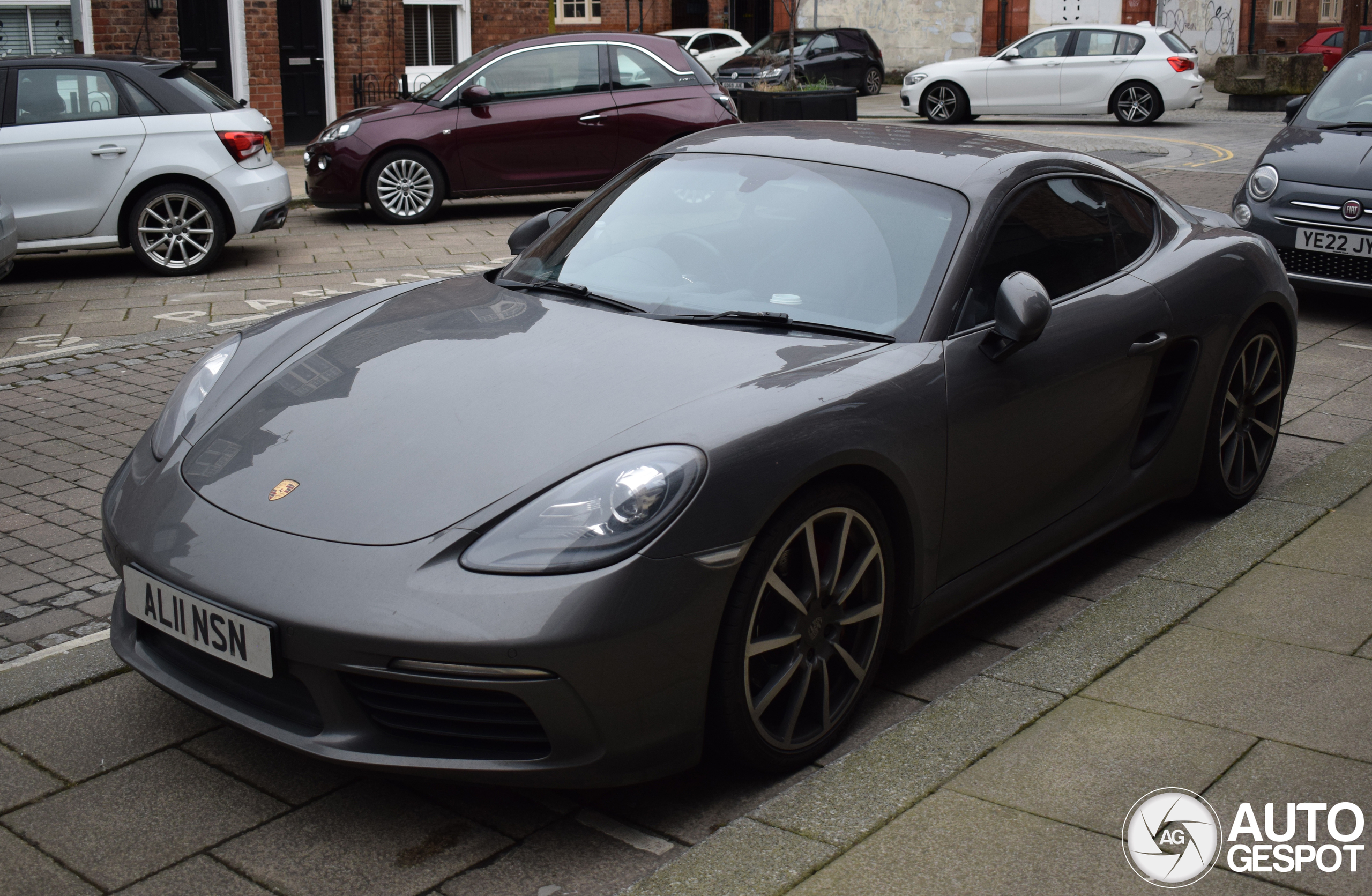 Porsche 718 Cayman S