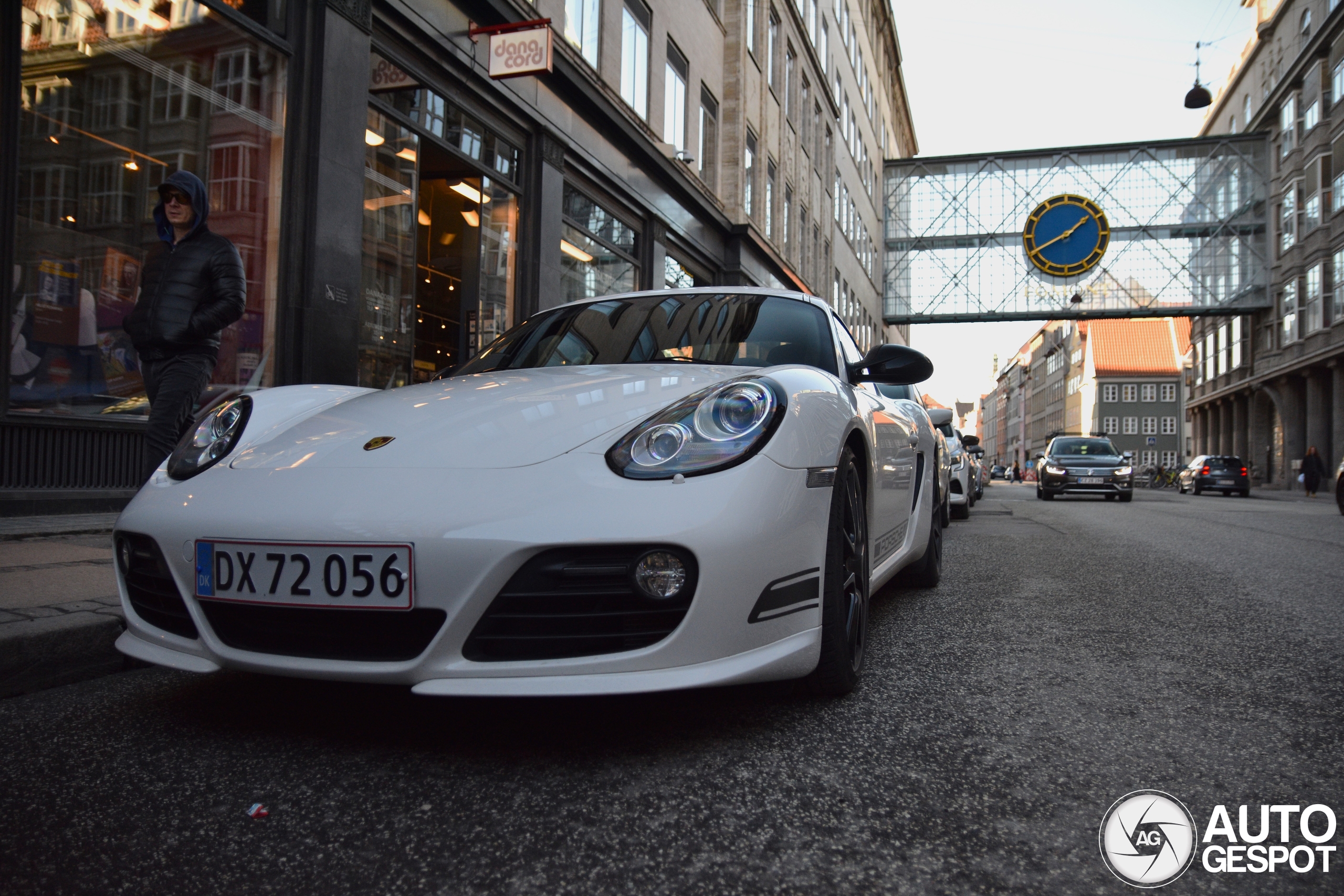 Porsche 987 Cayman R