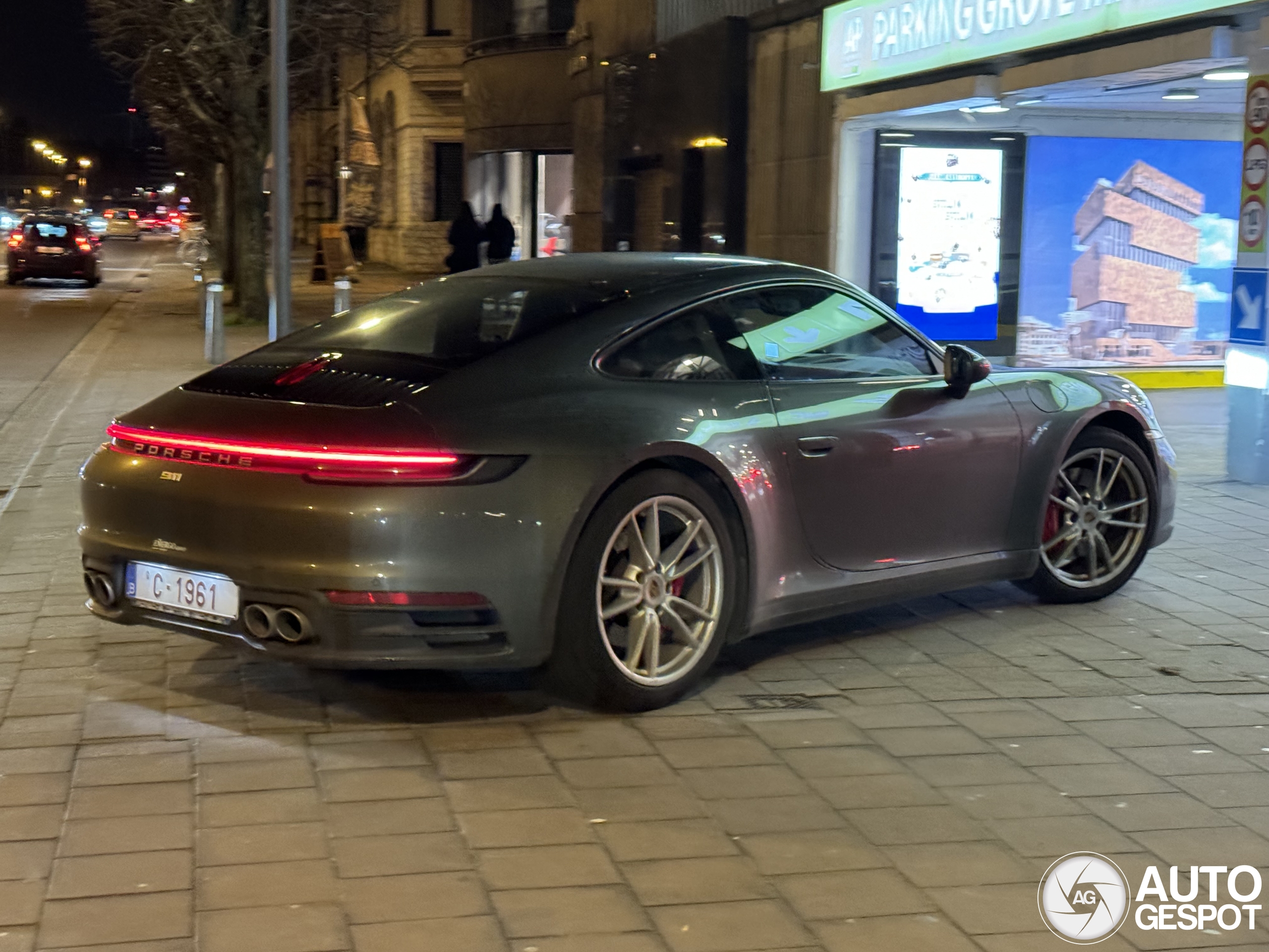 Porsche 992 Carrera S