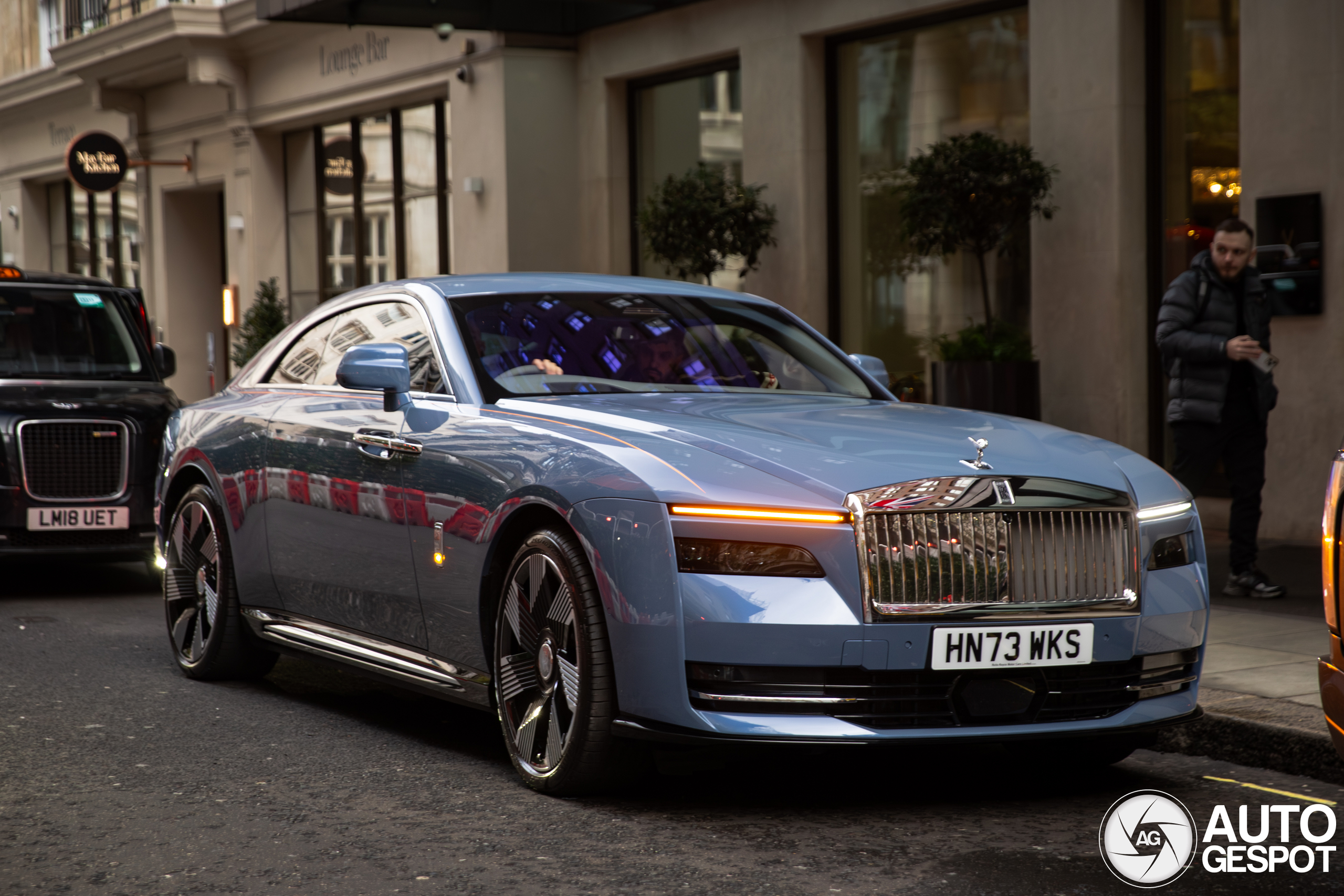 Rolls-Royce Spectre