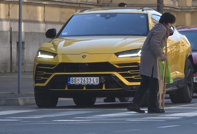 Lamborghini Urus