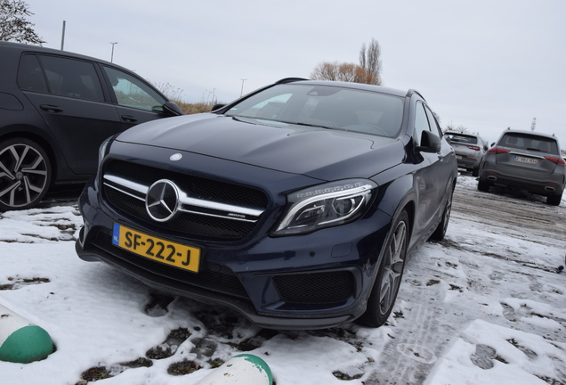 Mercedes-AMG GLA 45 X156