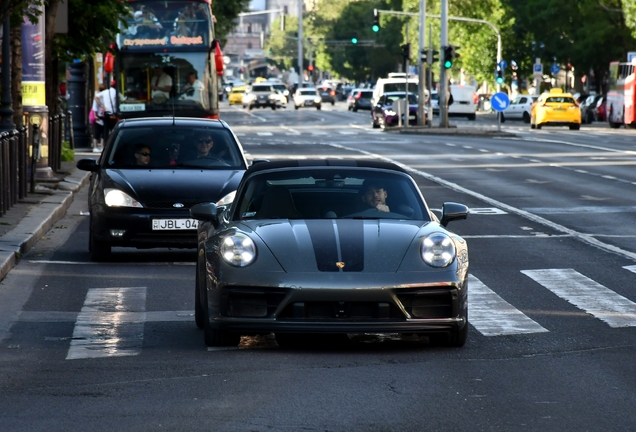 Porsche 992 Carrera 4 GTS Cabriolet