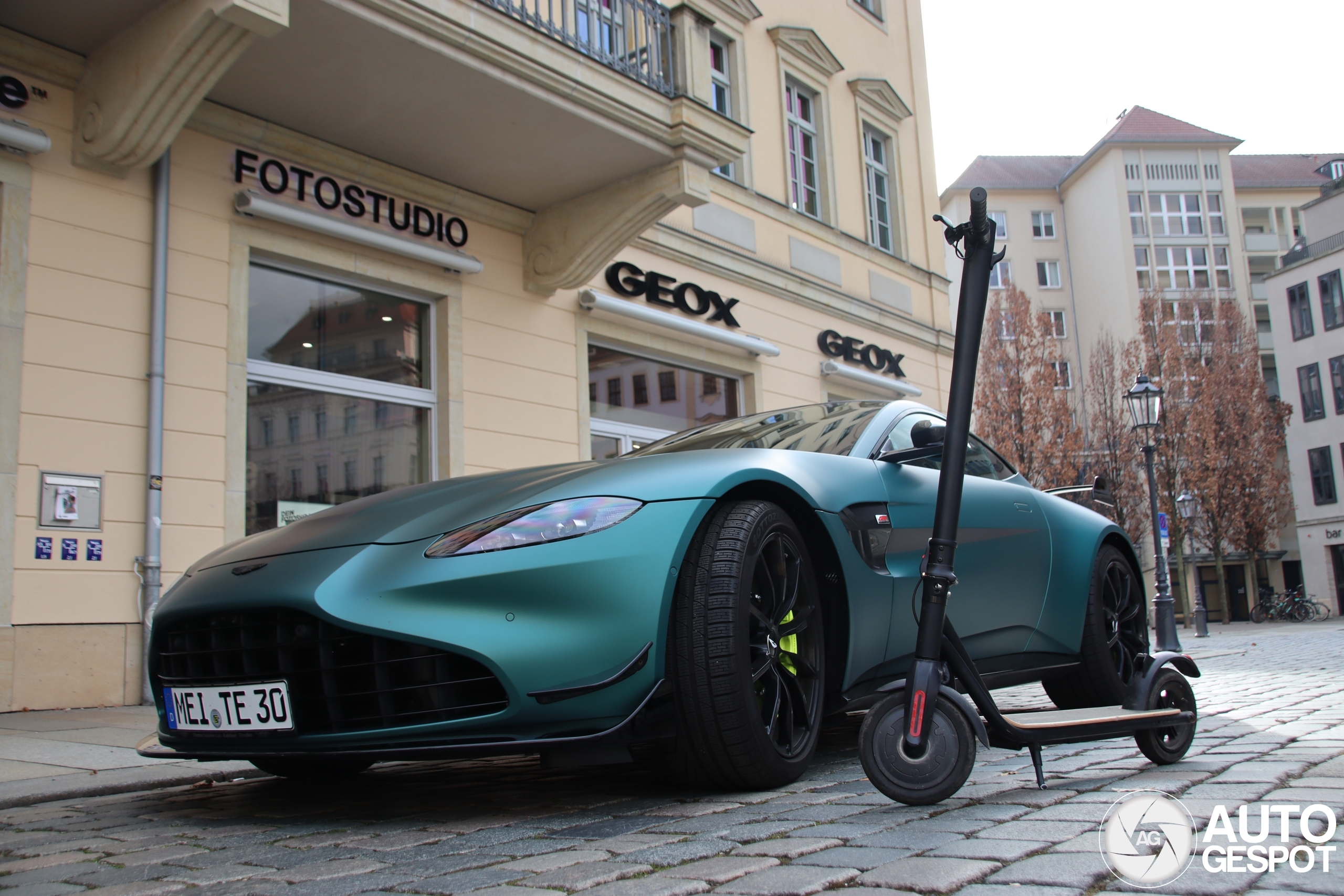 Aston Martin V8 Vantage Formula 1 Edition