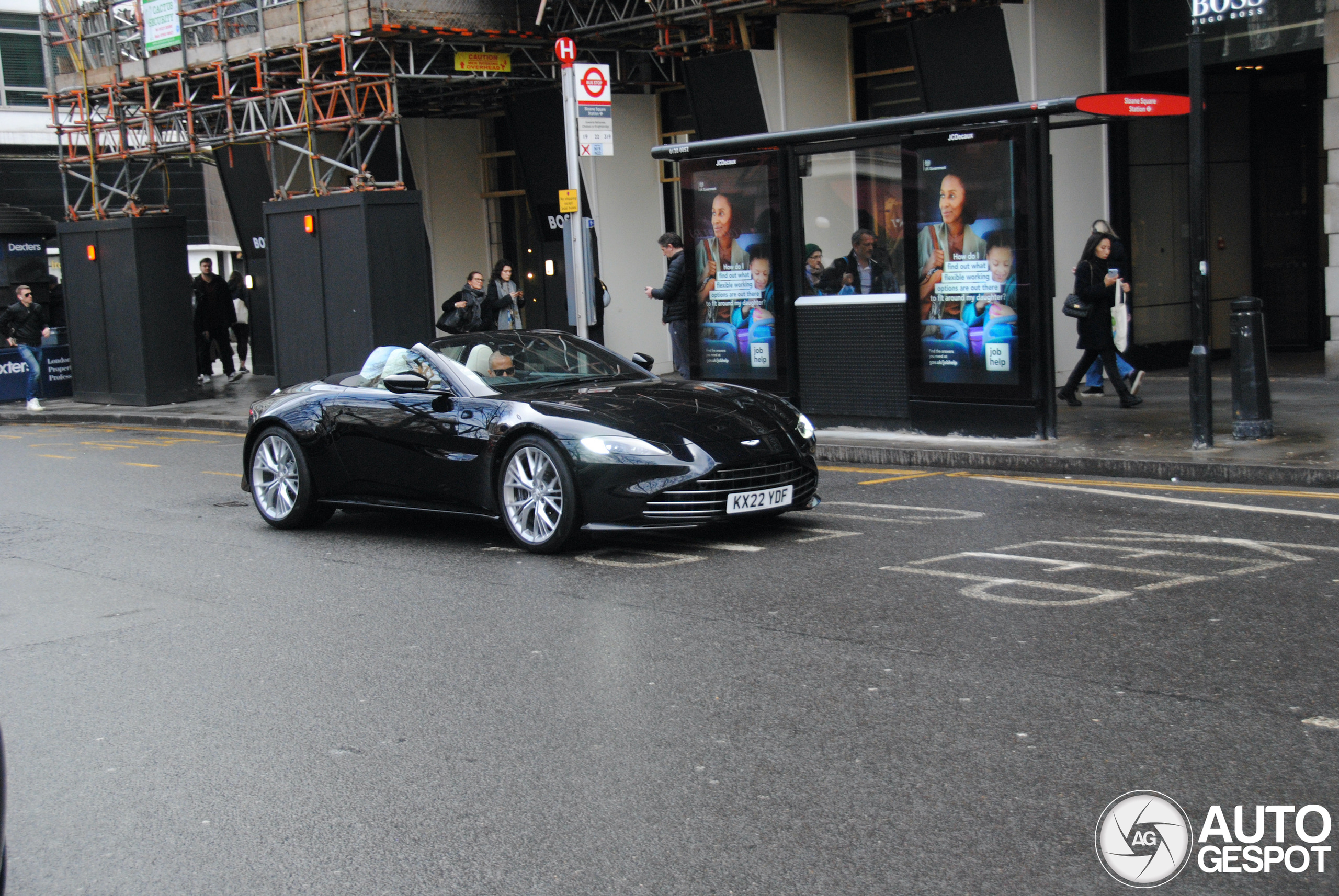 Aston Martin V8 Vantage Roadster 2020