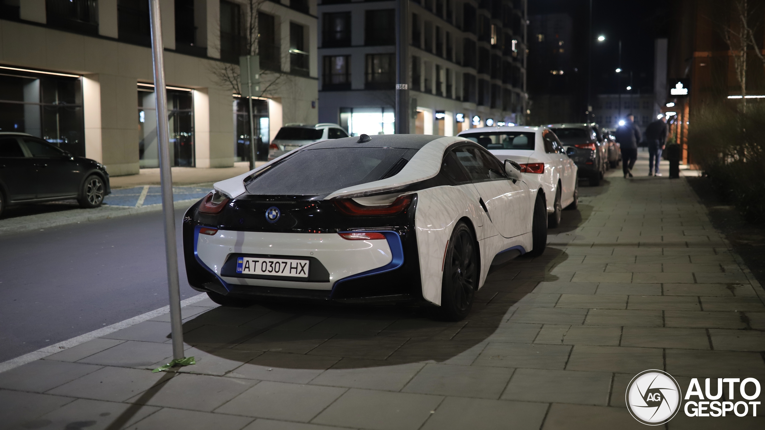 BMW i8