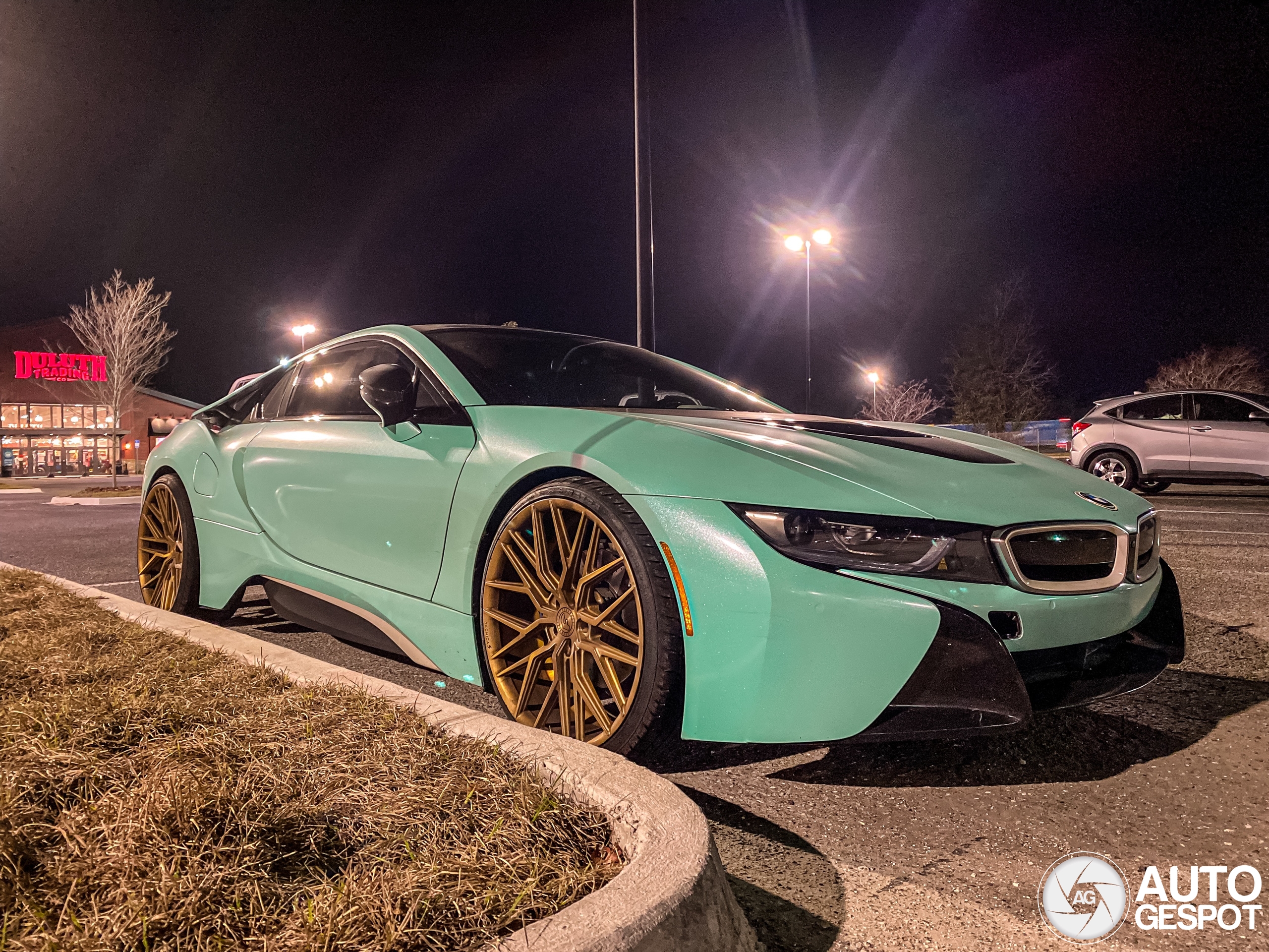 BMW i8