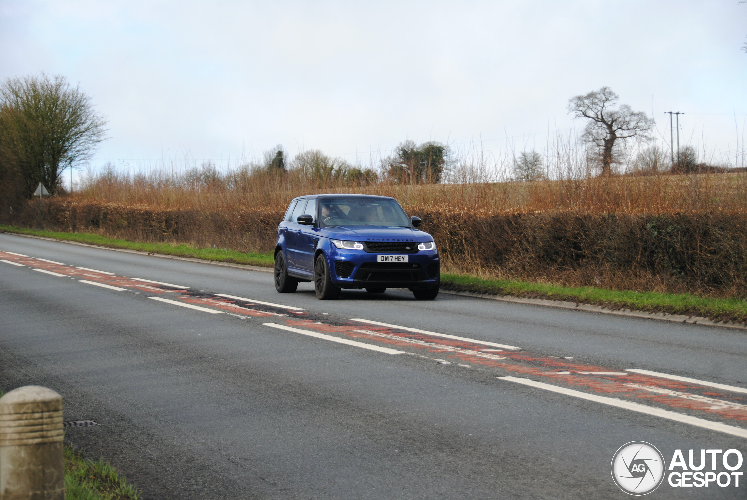 Land Rover Range Rover Sport SVR