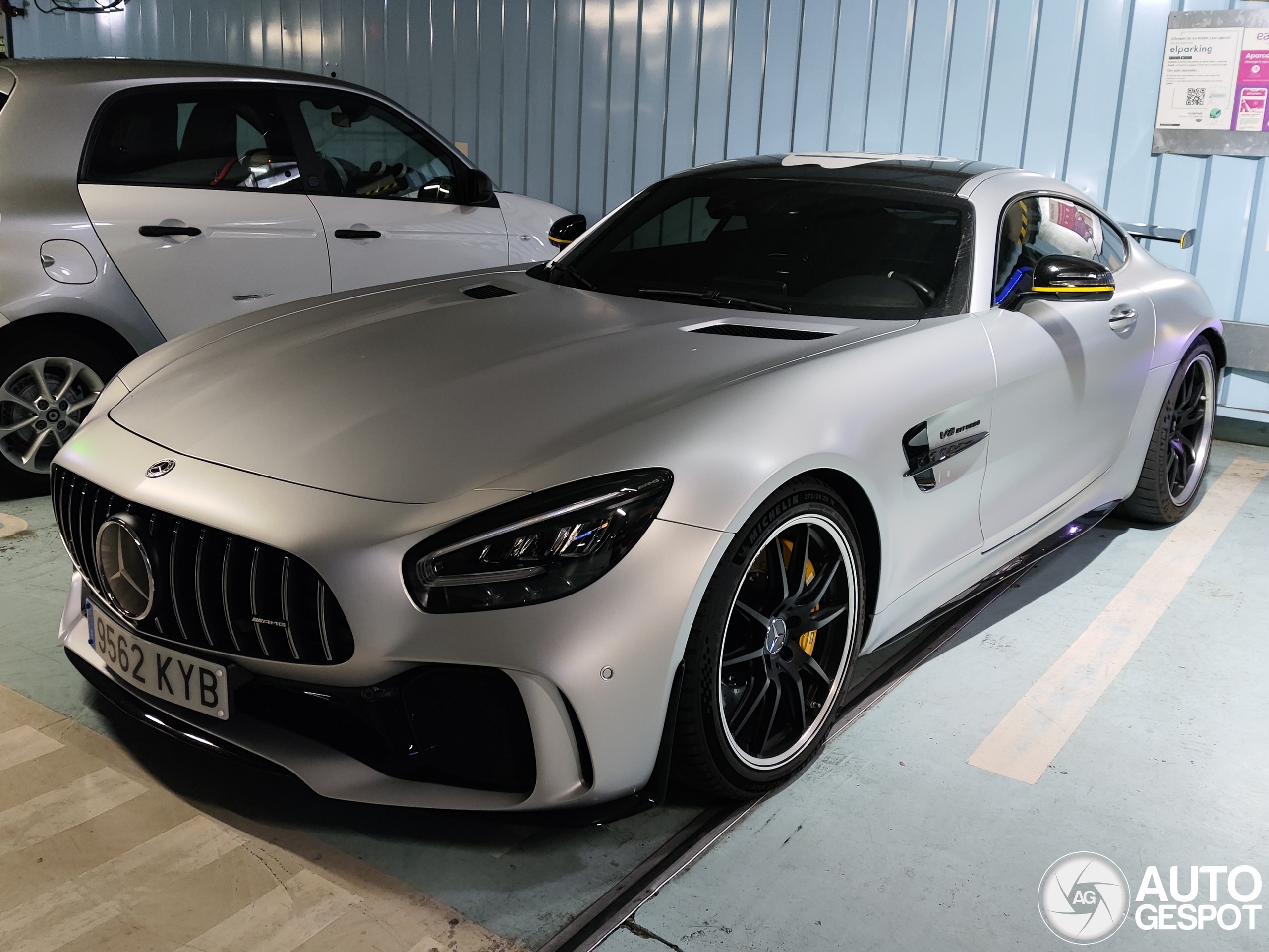 Mercedes-AMG GT R C190 2019