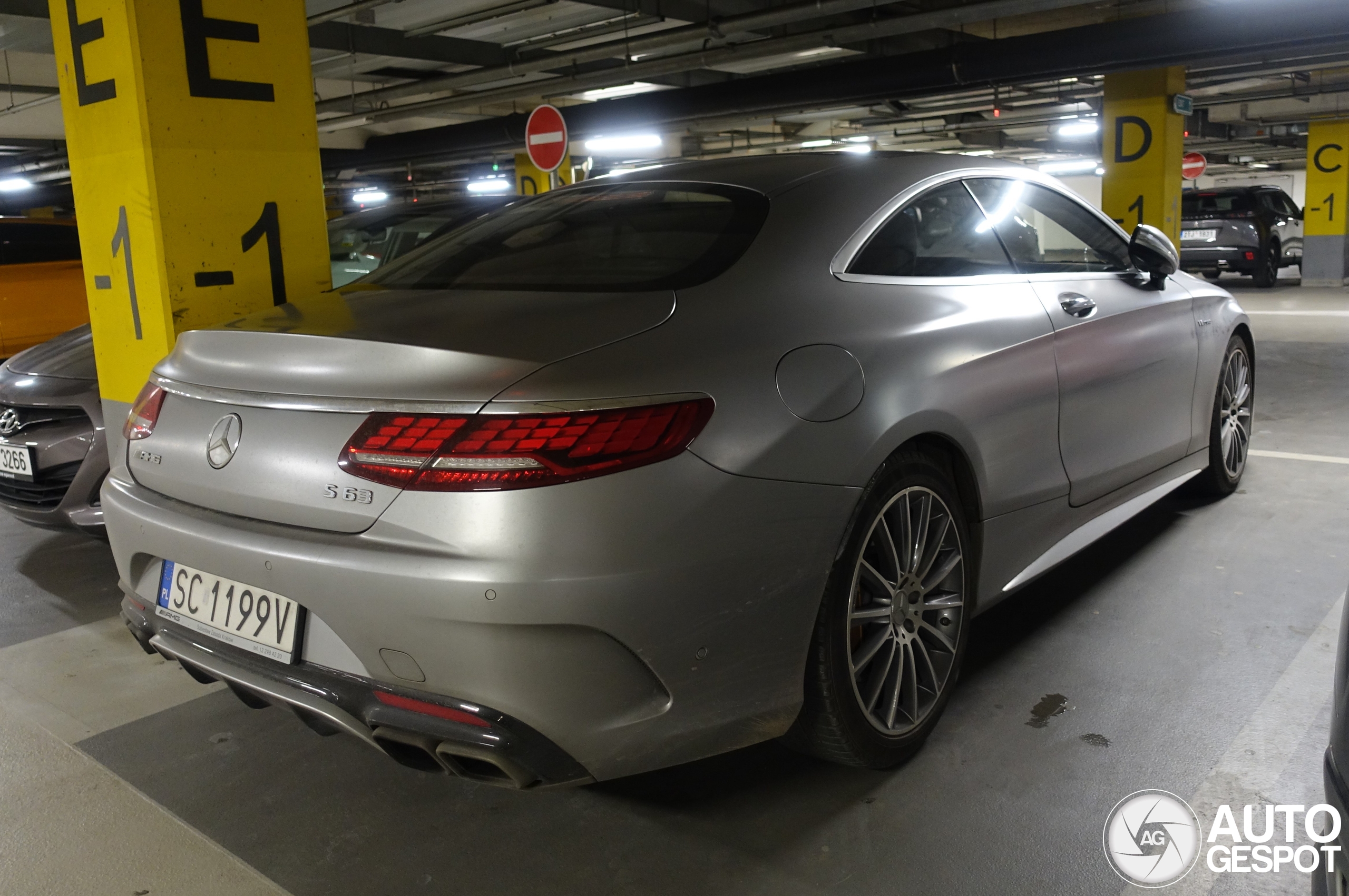 Mercedes-AMG S 63 Coupé C217