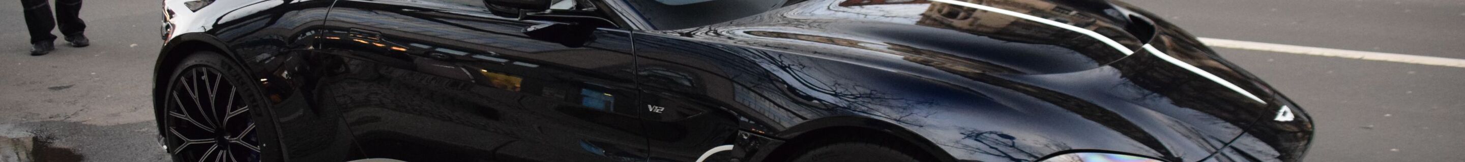 Aston Martin V12 Vantage Roadster 2023