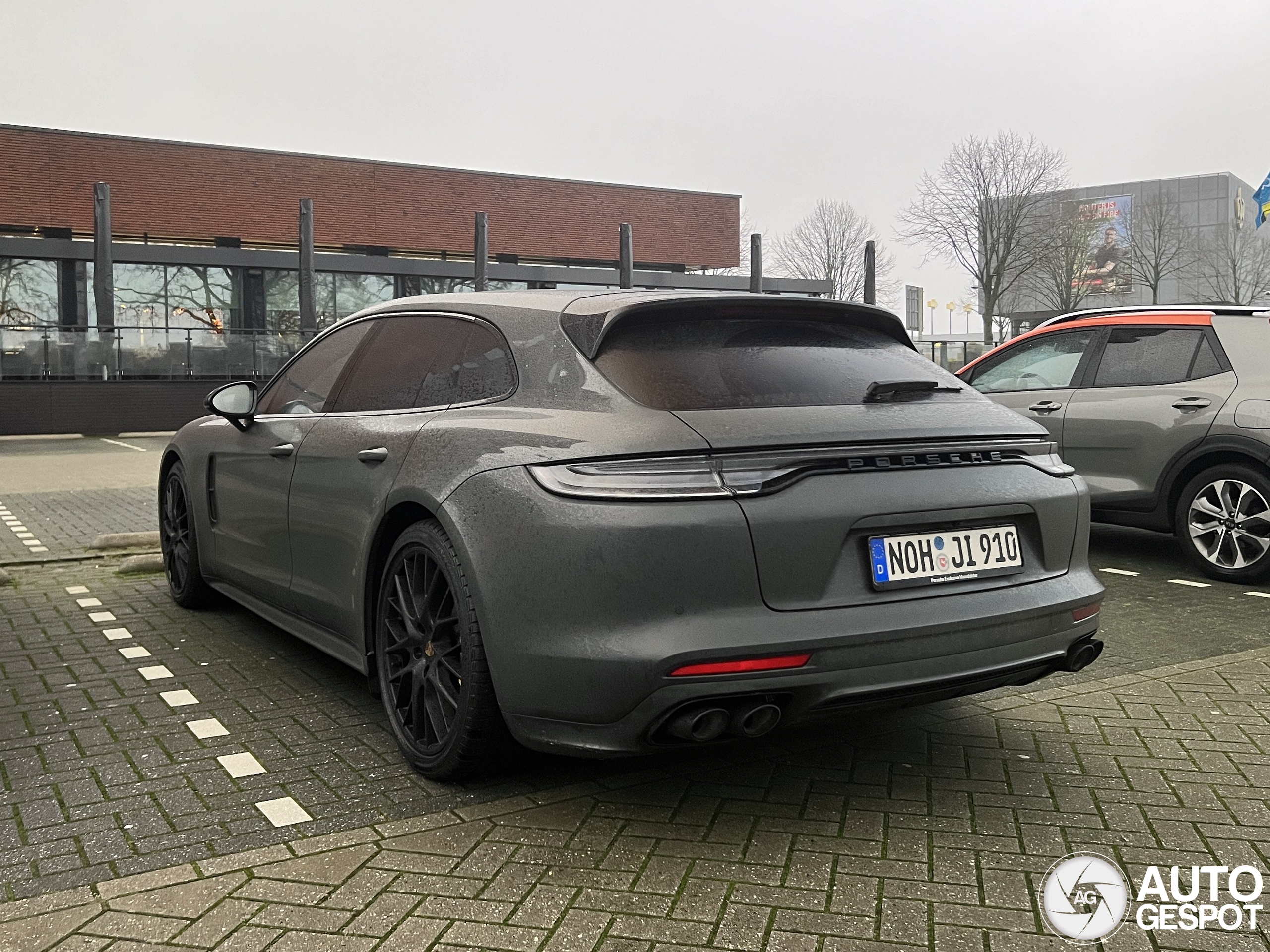 Porsche 971 Panamera GTS Sport Turismo MkII