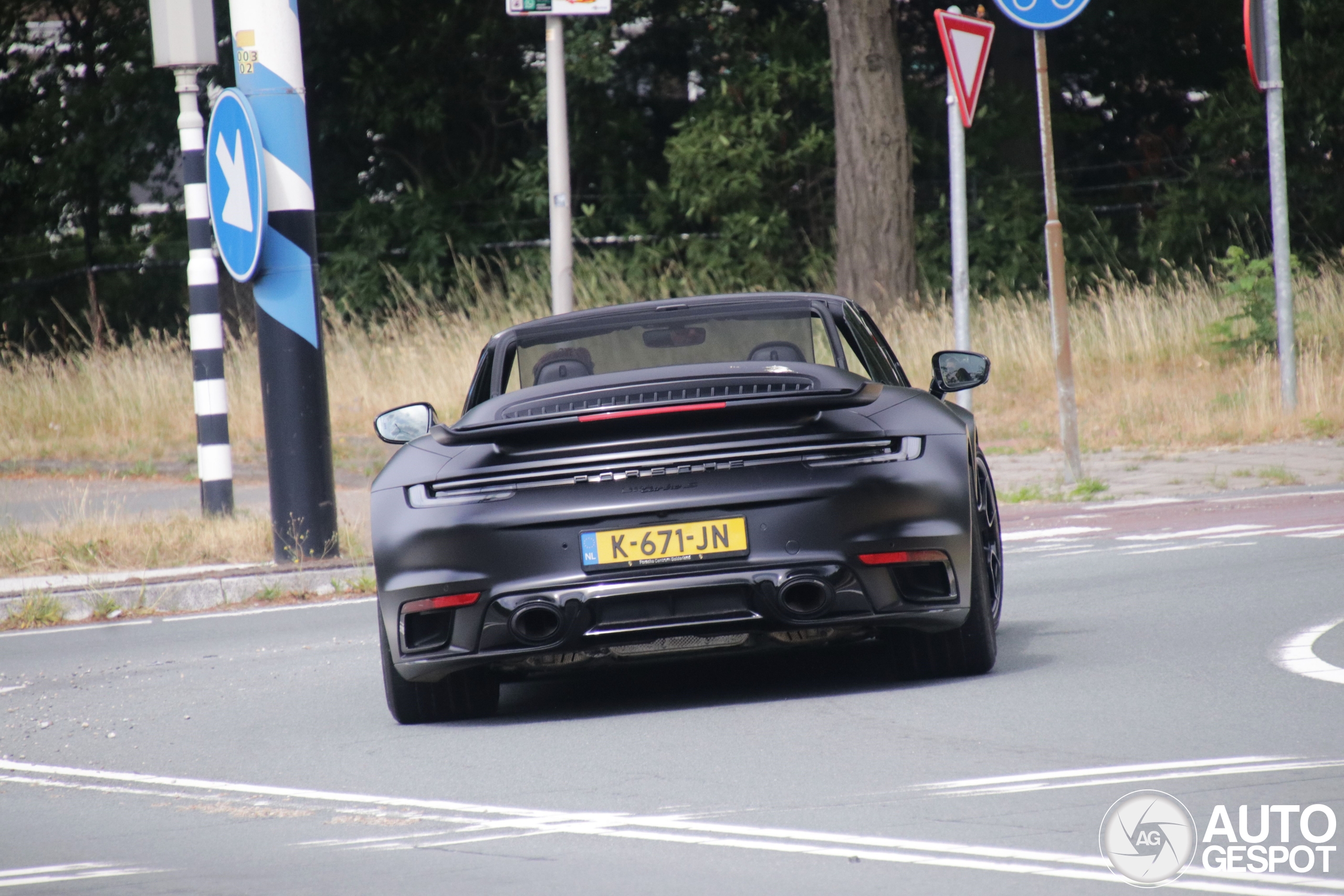 Porsche 992 Turbo S Cabriolet