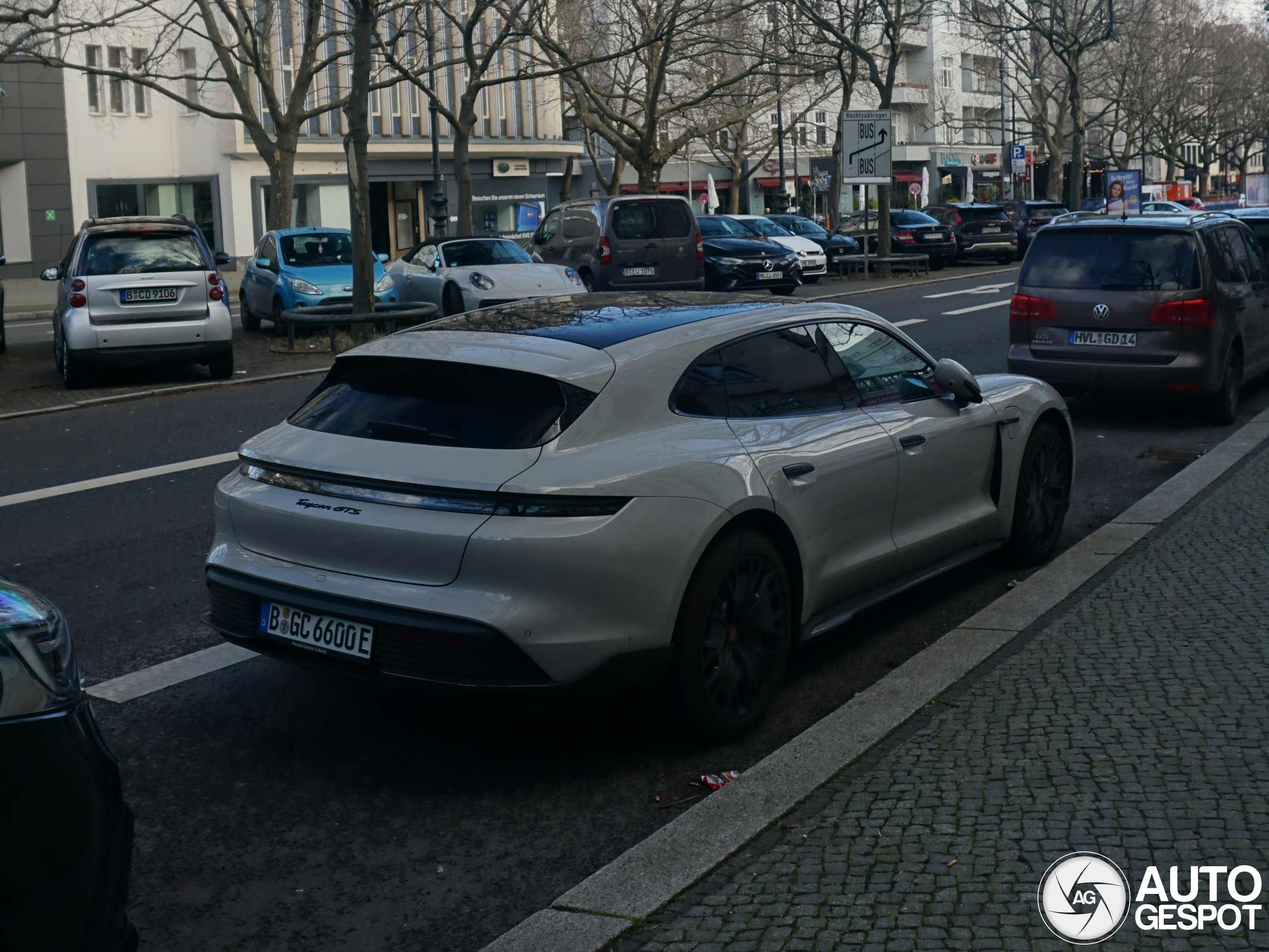 Porsche Taycan GTS Sport Turismo