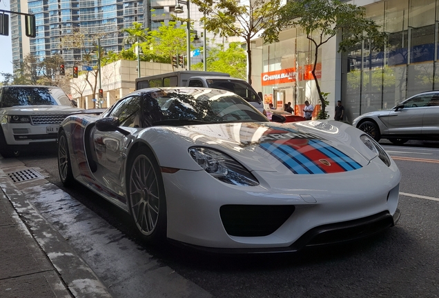 Porsche 918 Spyder Weissach Package