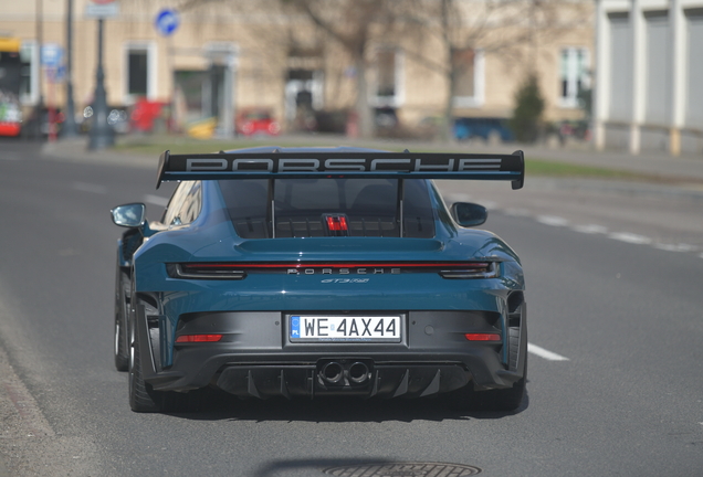 Porsche 992 GT3 RS Weissach Package