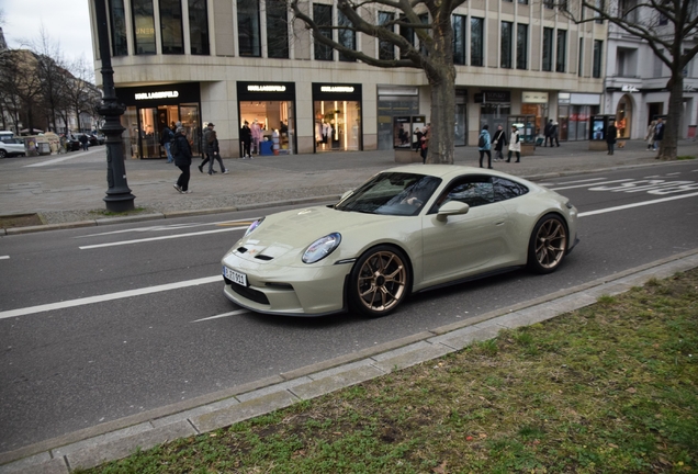 Porsche 992 GT3 Touring