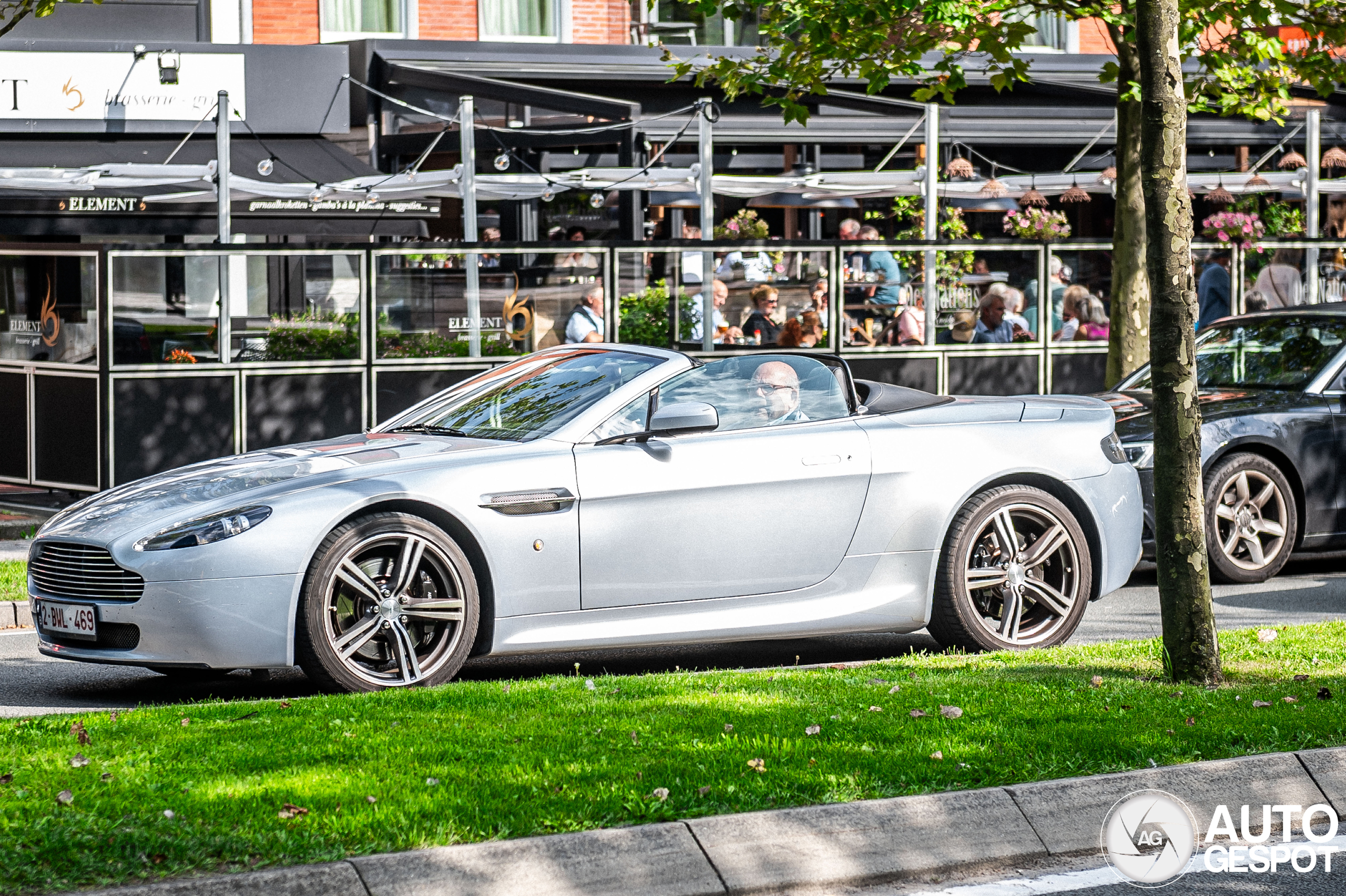 Aston Martin V8 Vantage N400 Roadster