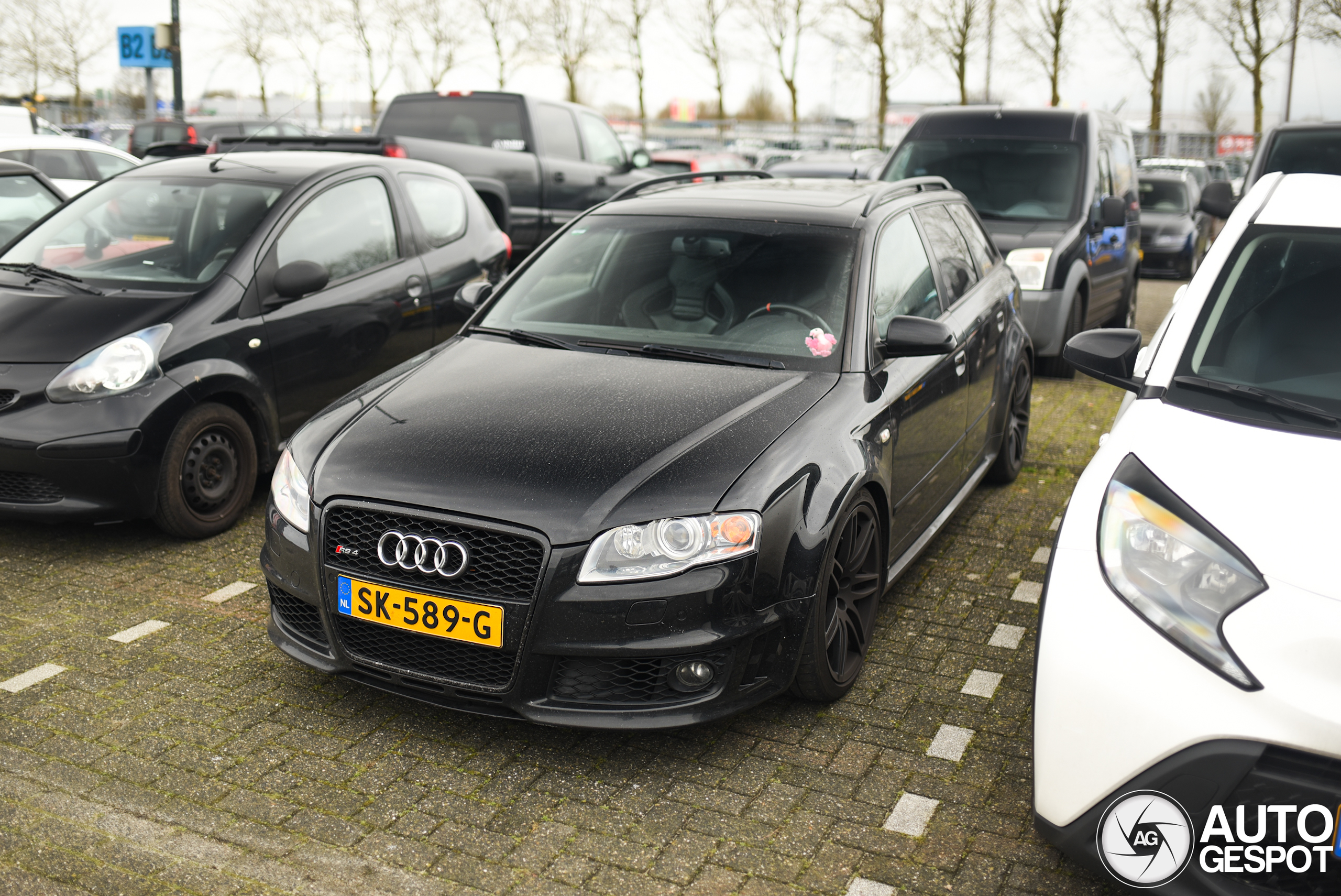 Audi RS4 Avant B7