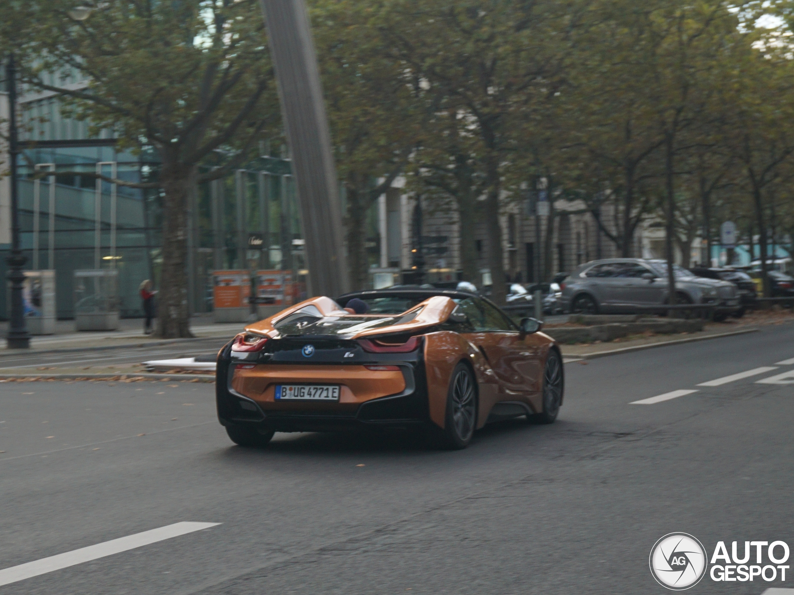 BMW i8 Roadster