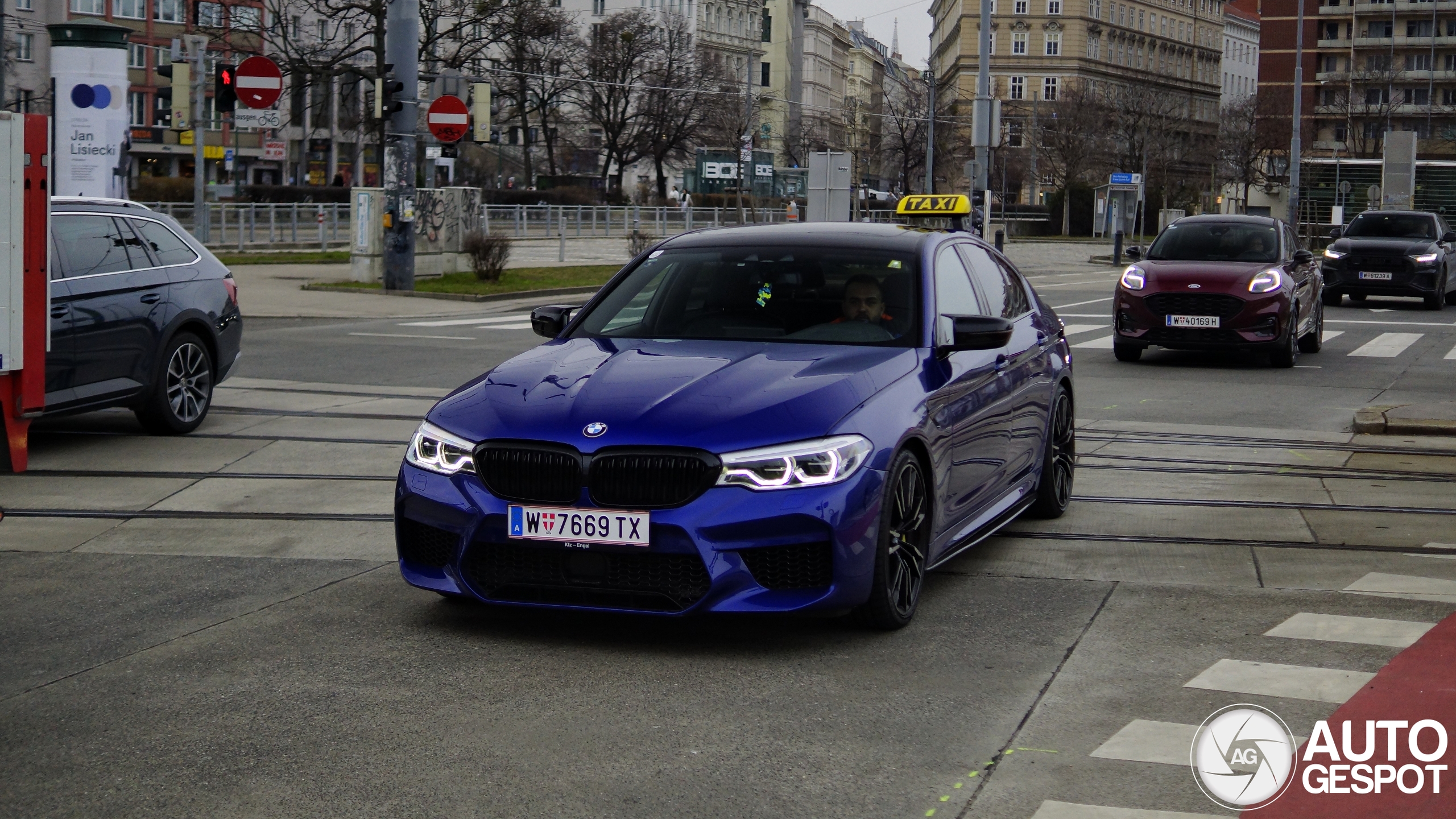 BMW M5 F90