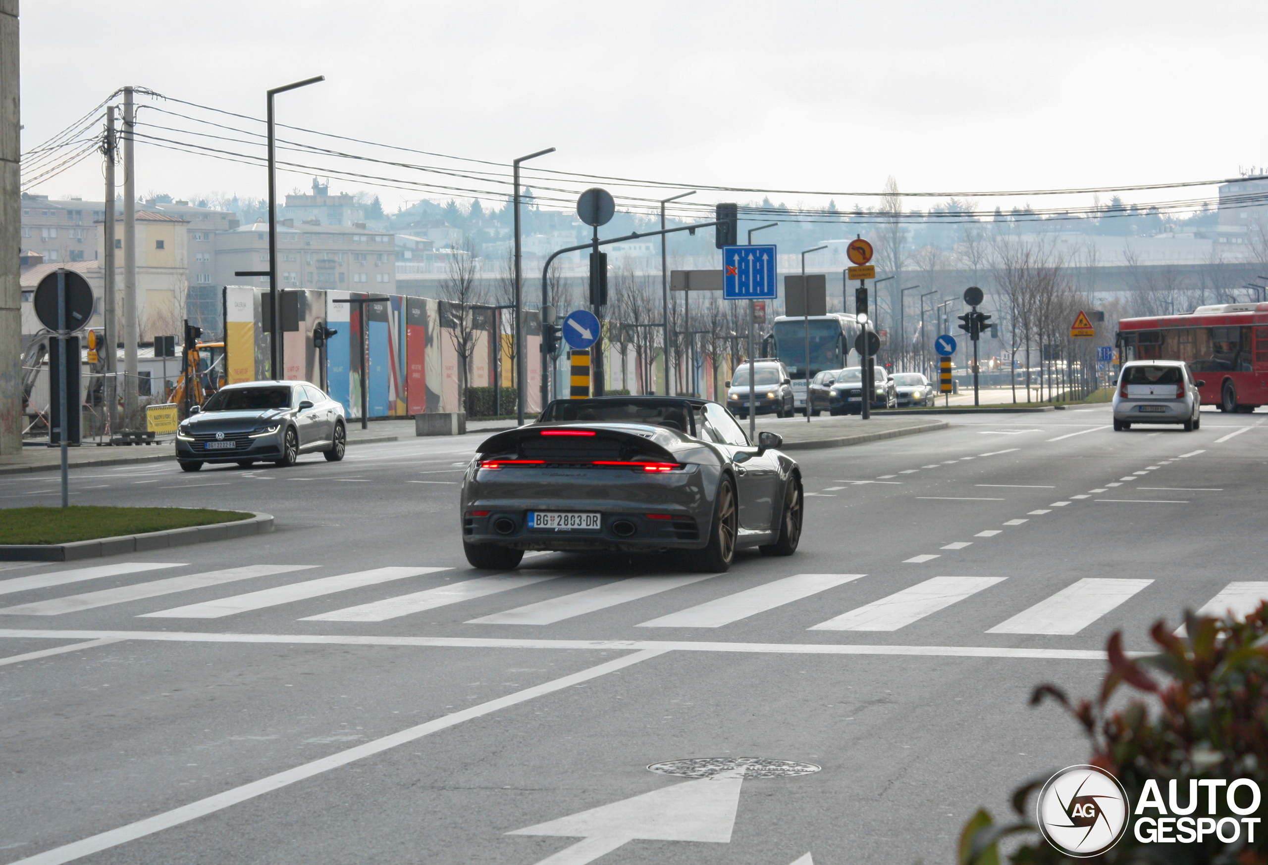 Porsche 992 Carrera 4S Cabriolet