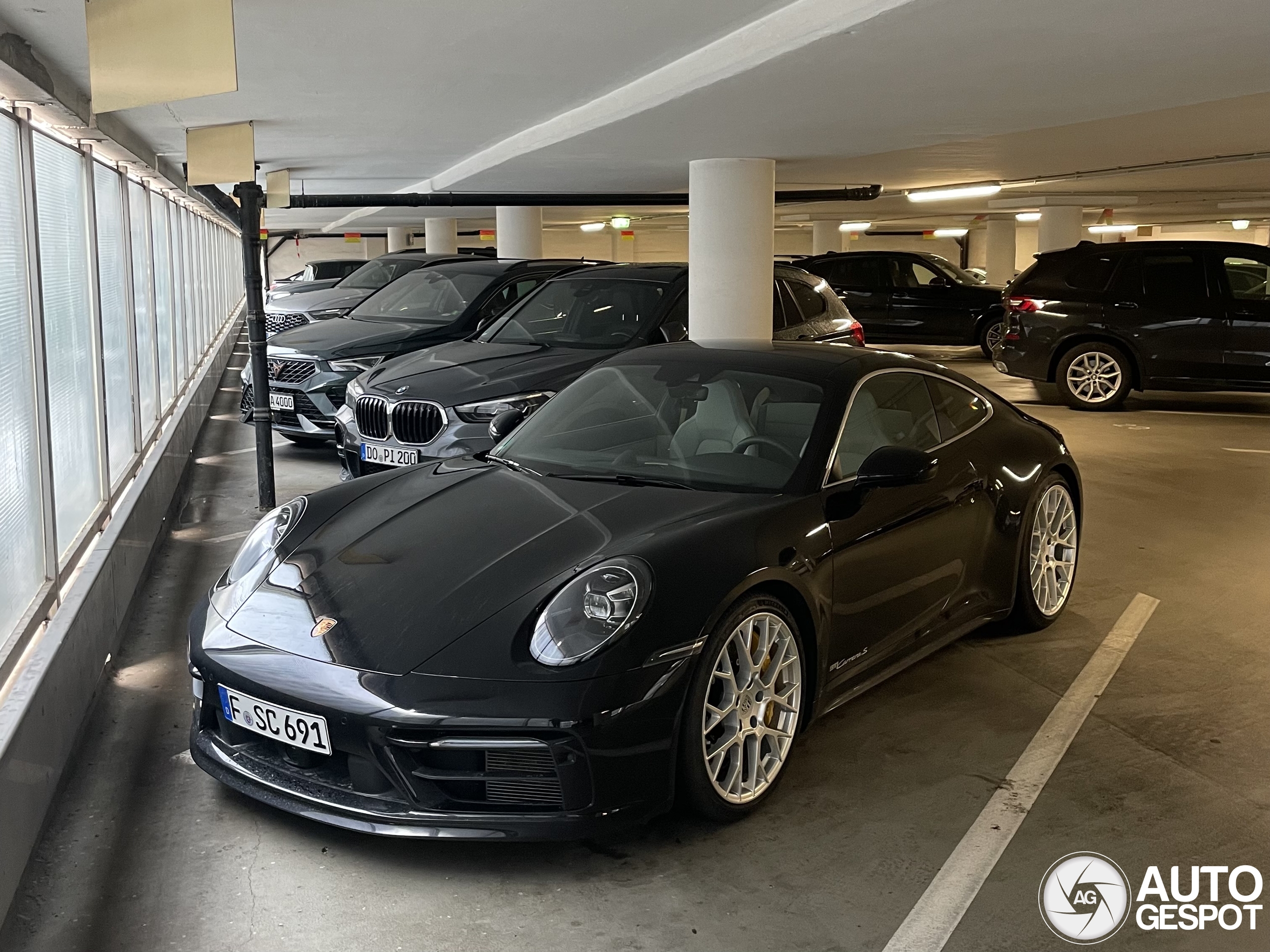 Porsche 992 Carrera S