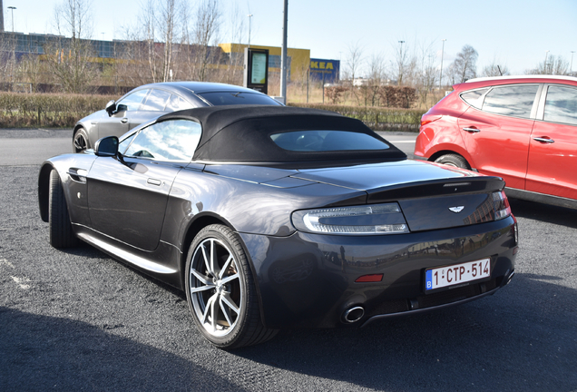 Aston Martin V8 Vantage Roadster