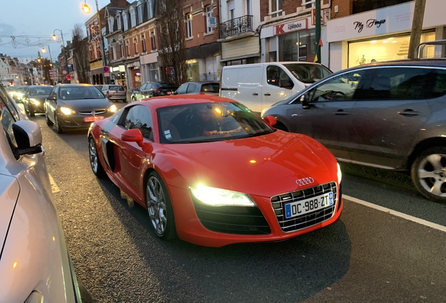 Audi R8 V10