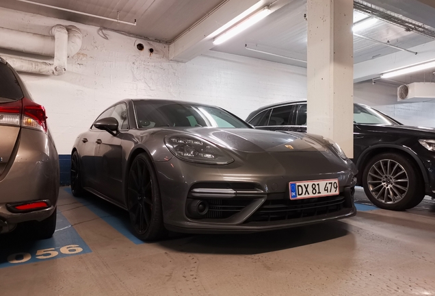 Porsche 971 Panamera Turbo Sport Turismo