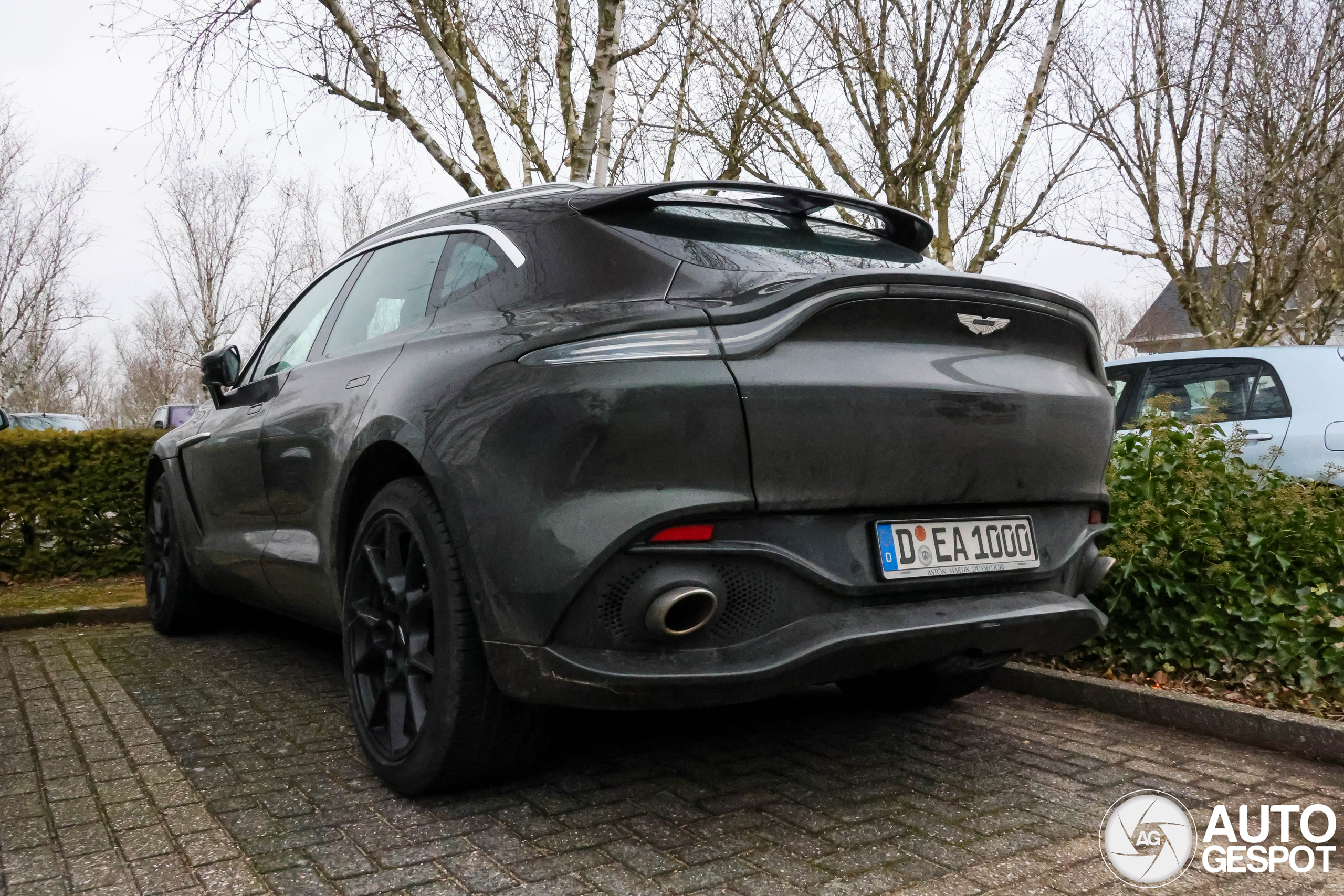 Aston Martin DBX