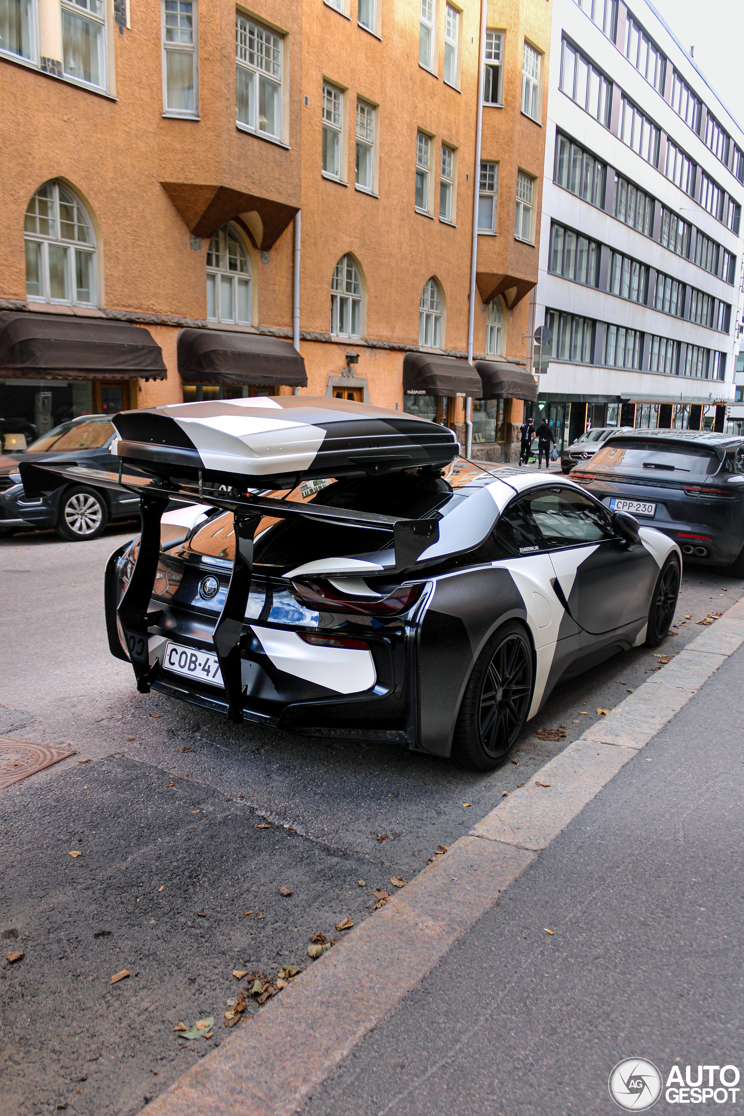 De afgelopen dagen stonden in het thema van opvallende BMW i8