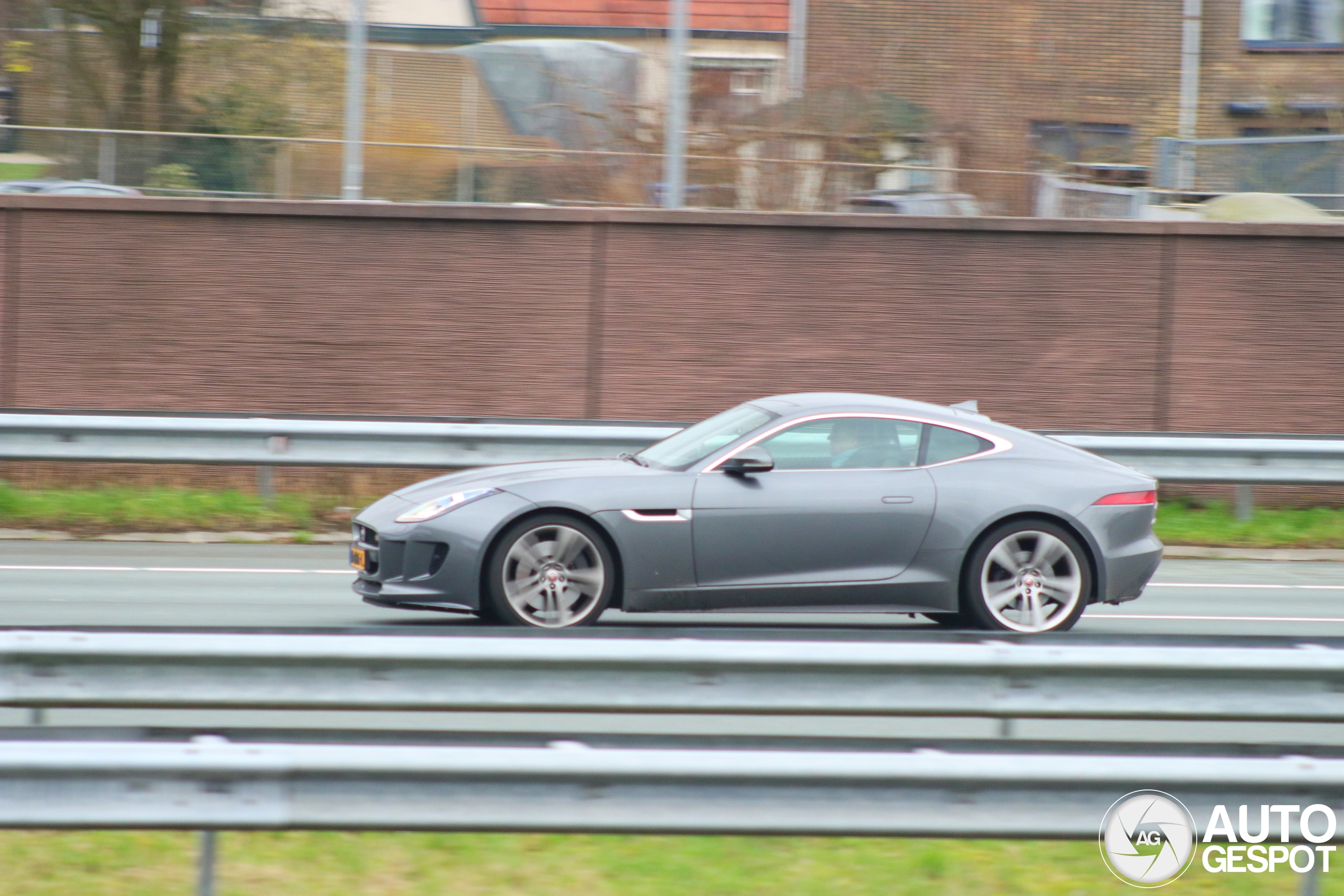 Jaguar F-TYPE S AWD Coupé