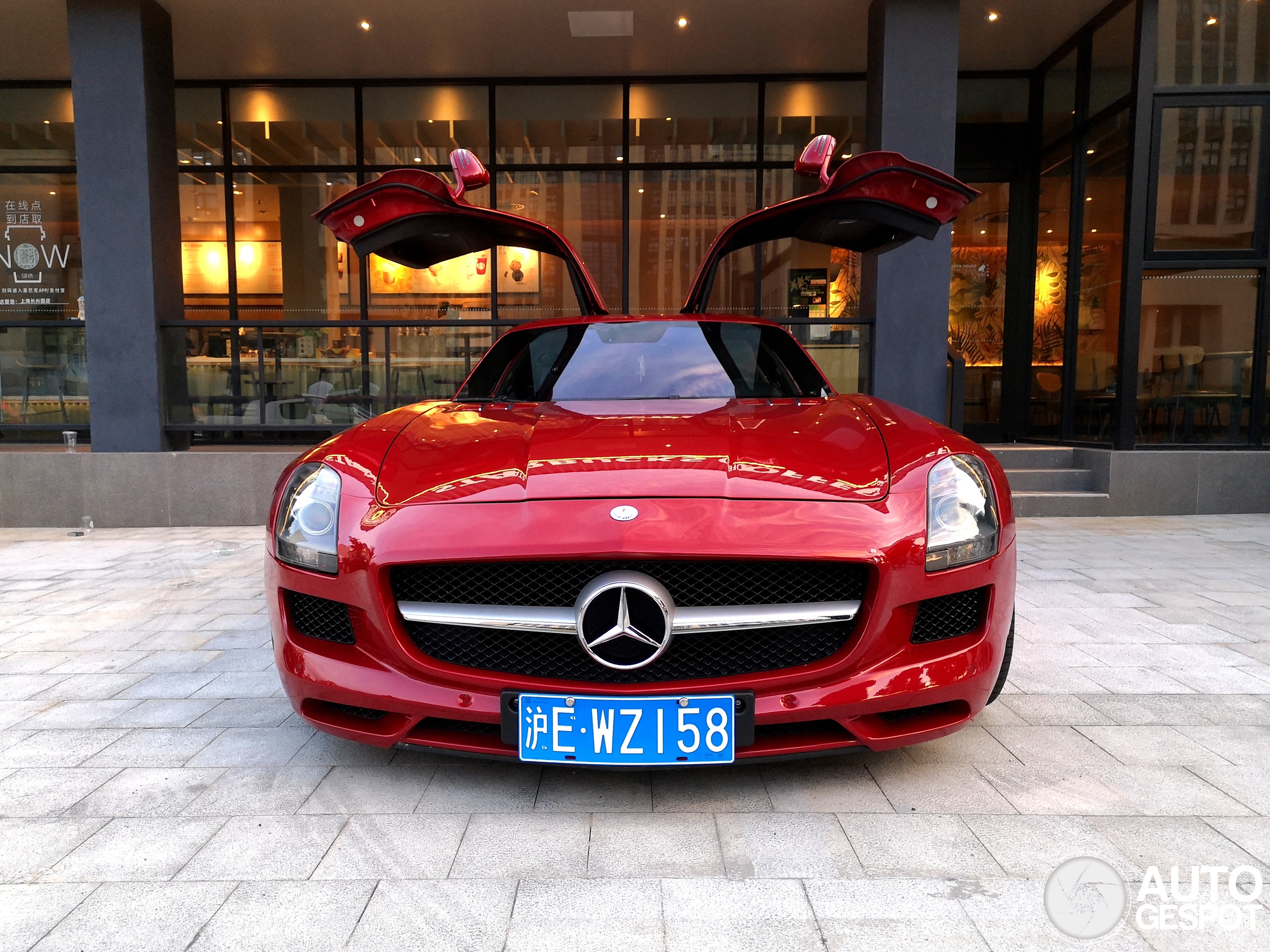 Mercedes-Benz SLS AMG