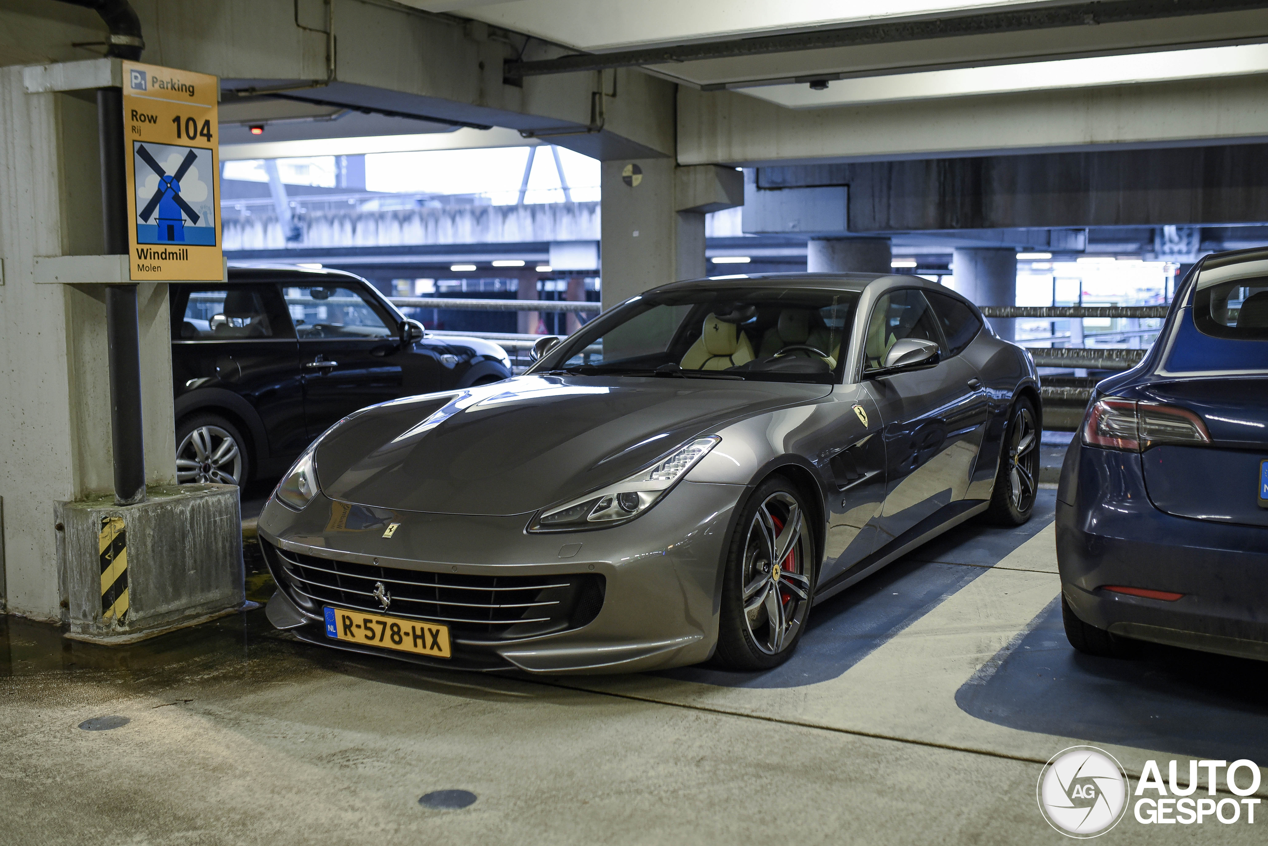 Ferrari GTC4Lusso