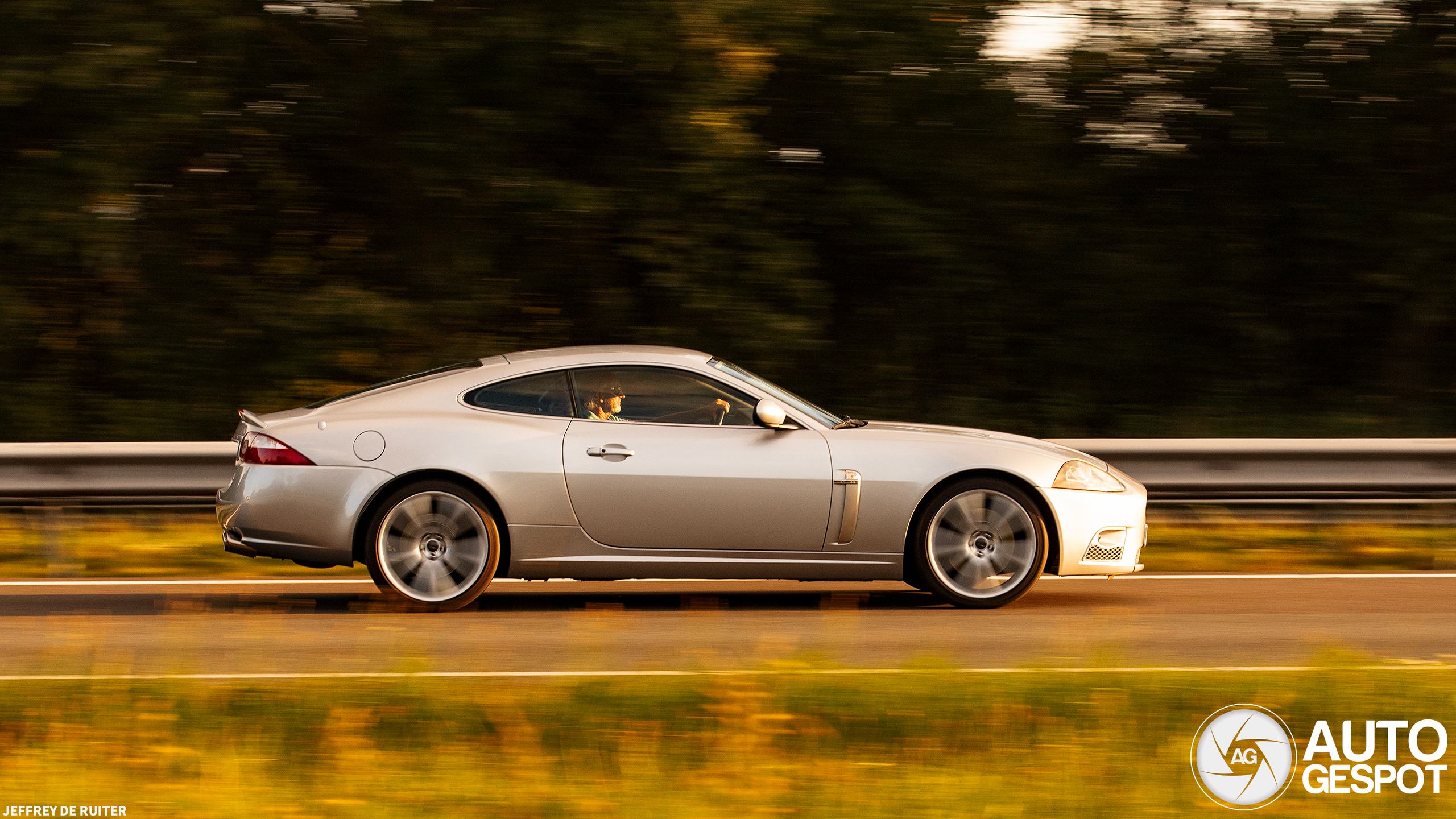 Jaguar XKR 2006