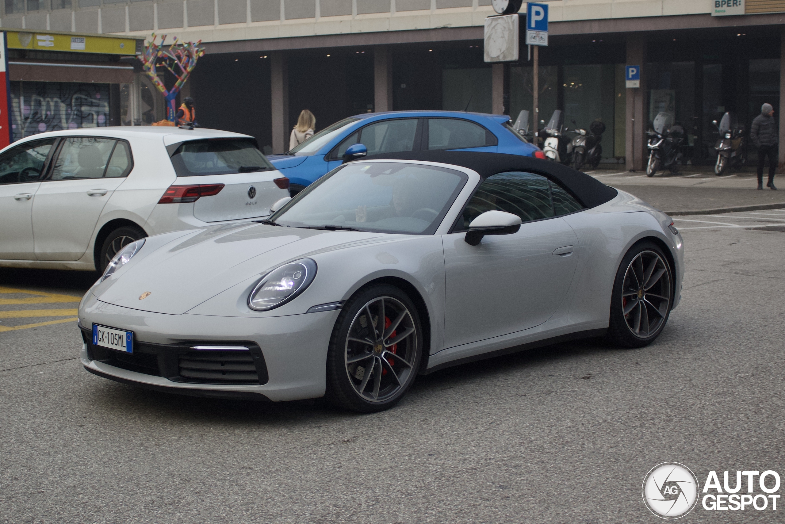 Porsche 992 Carrera 4S Cabriolet