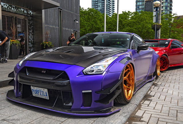 Nissan GT-R Liberty Walk Widebody