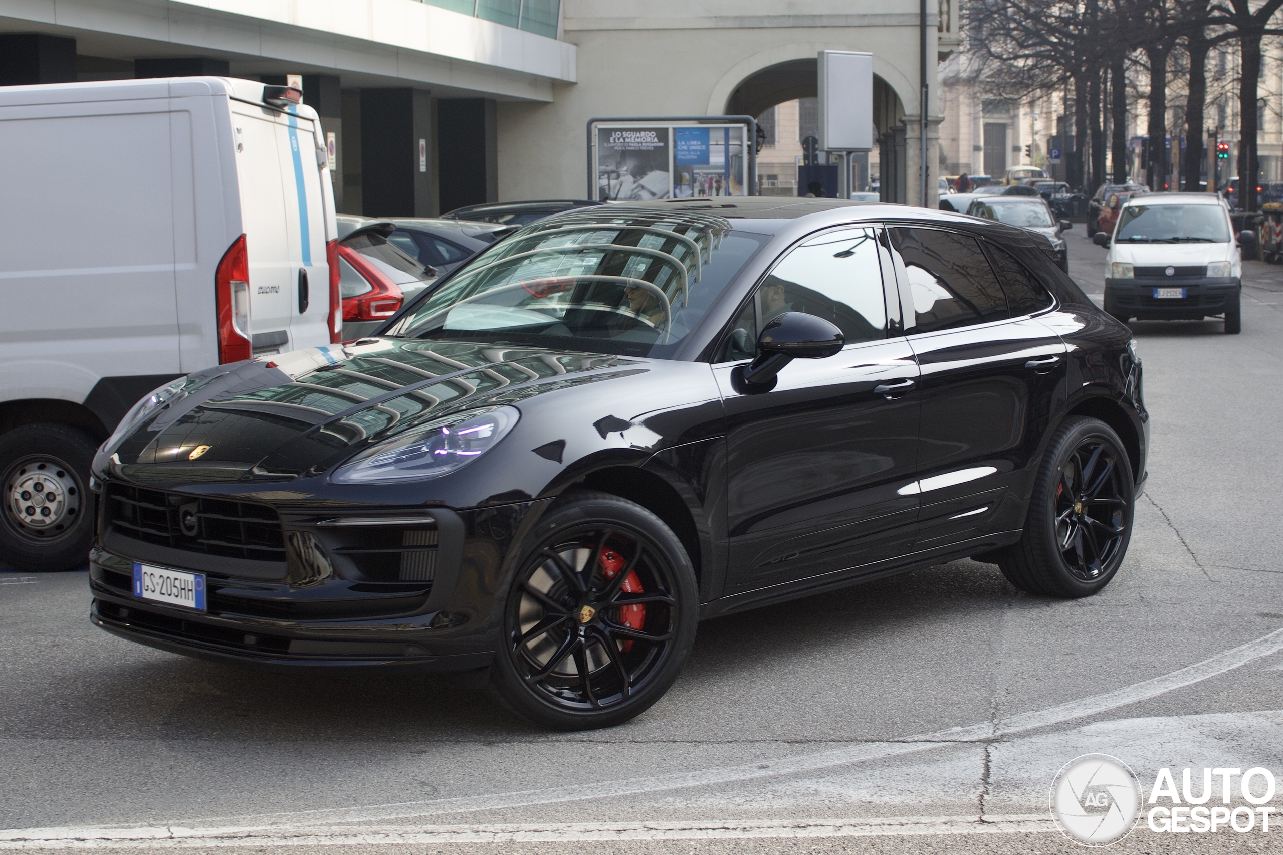 Porsche 95B Macan GTS MkIII