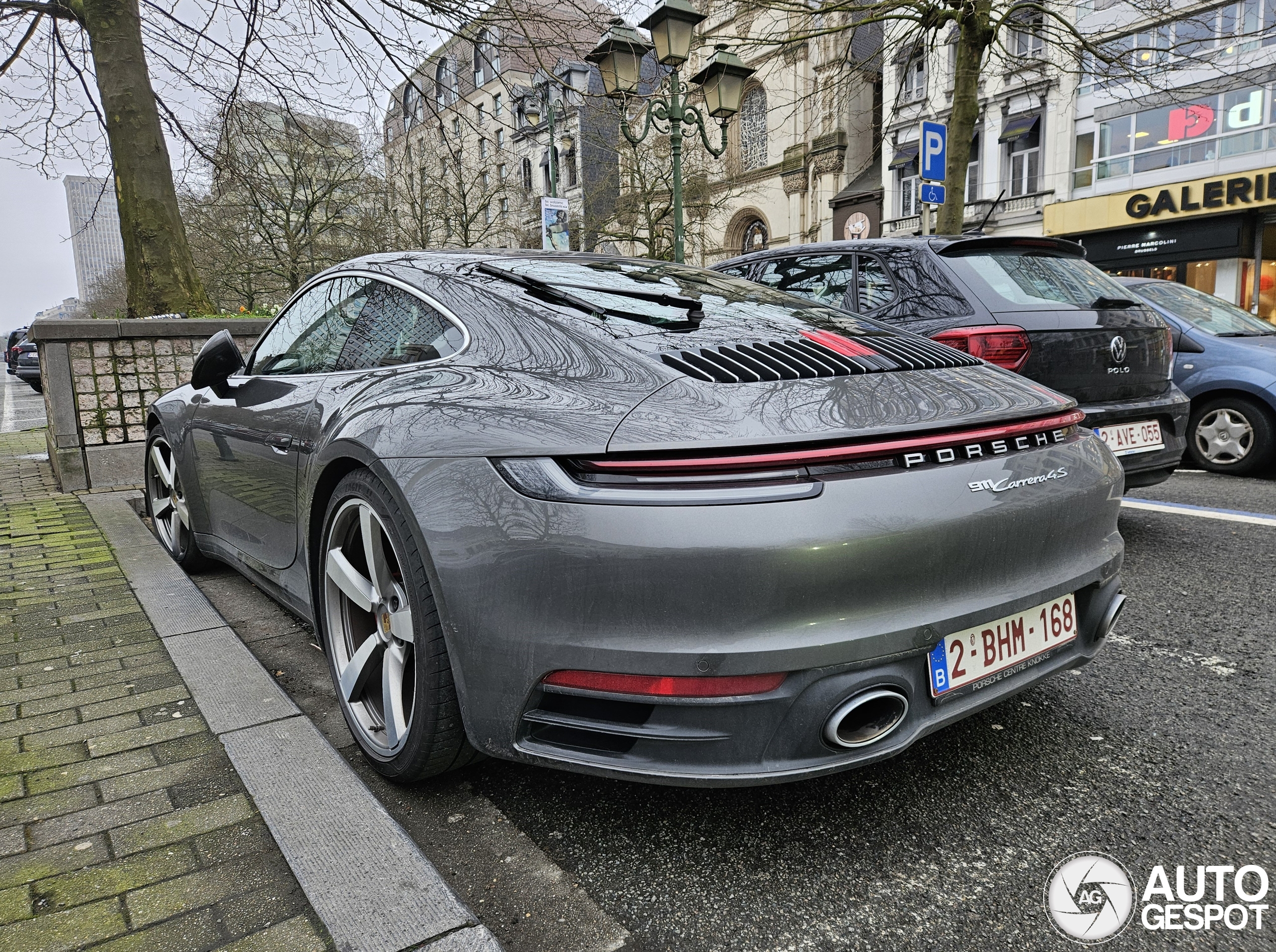 Porsche 992 Carrera 4S