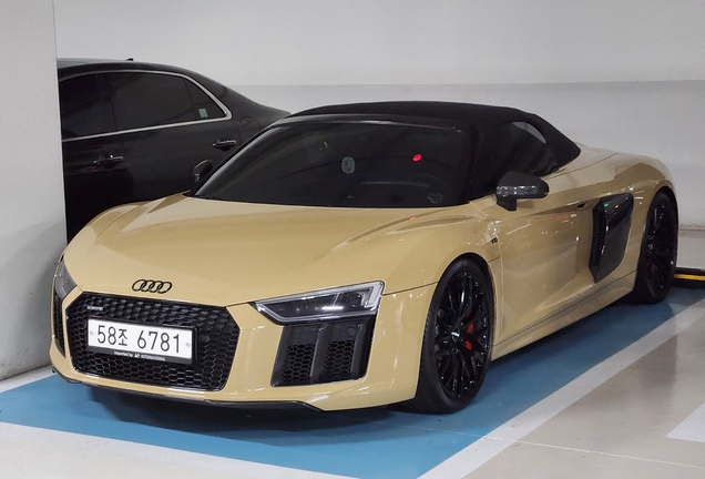 Audi R8 V10 Spyder 2016