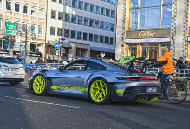 Porsche 992 GT3 RS Weissach Package