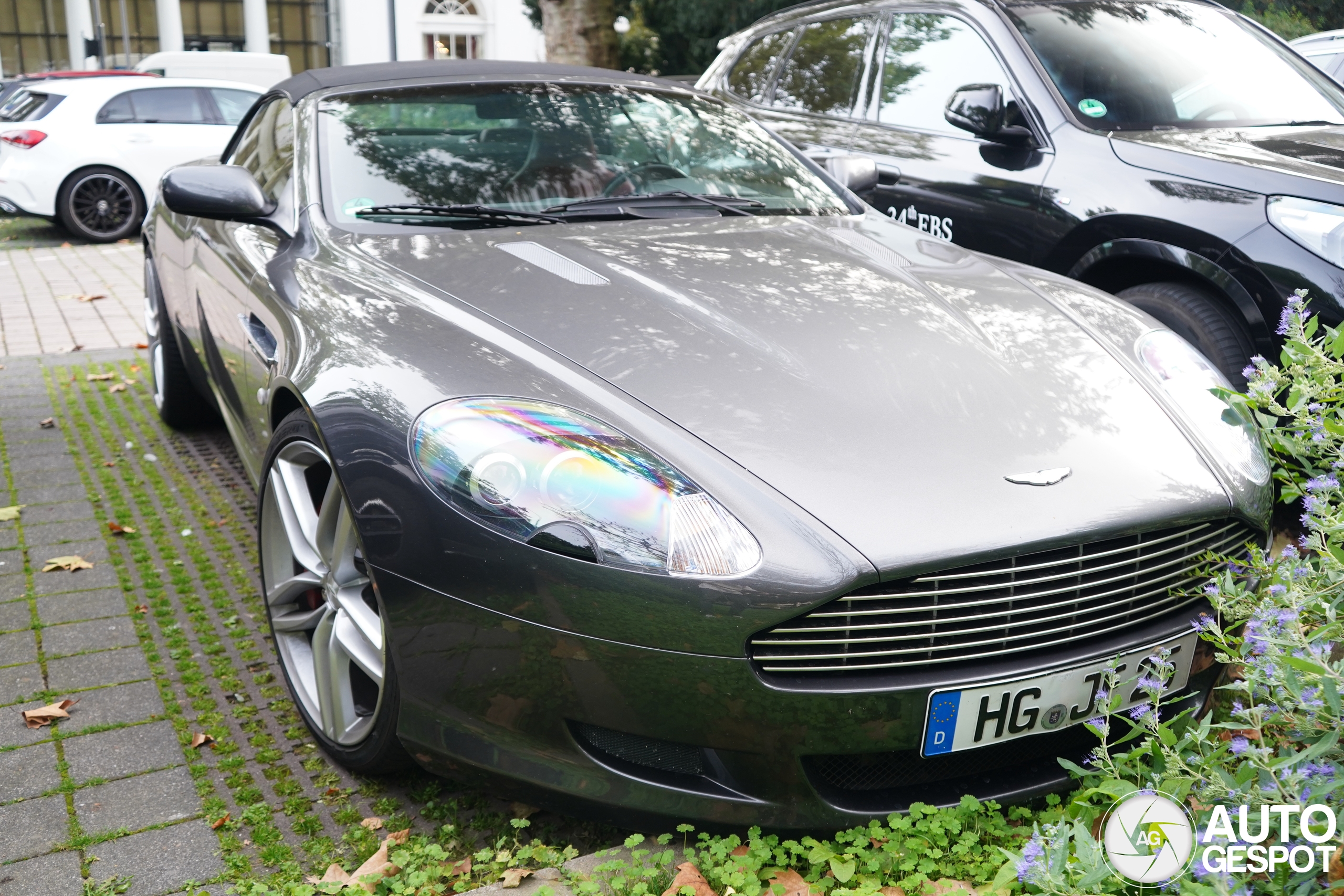 Aston Martin DB9 Volante