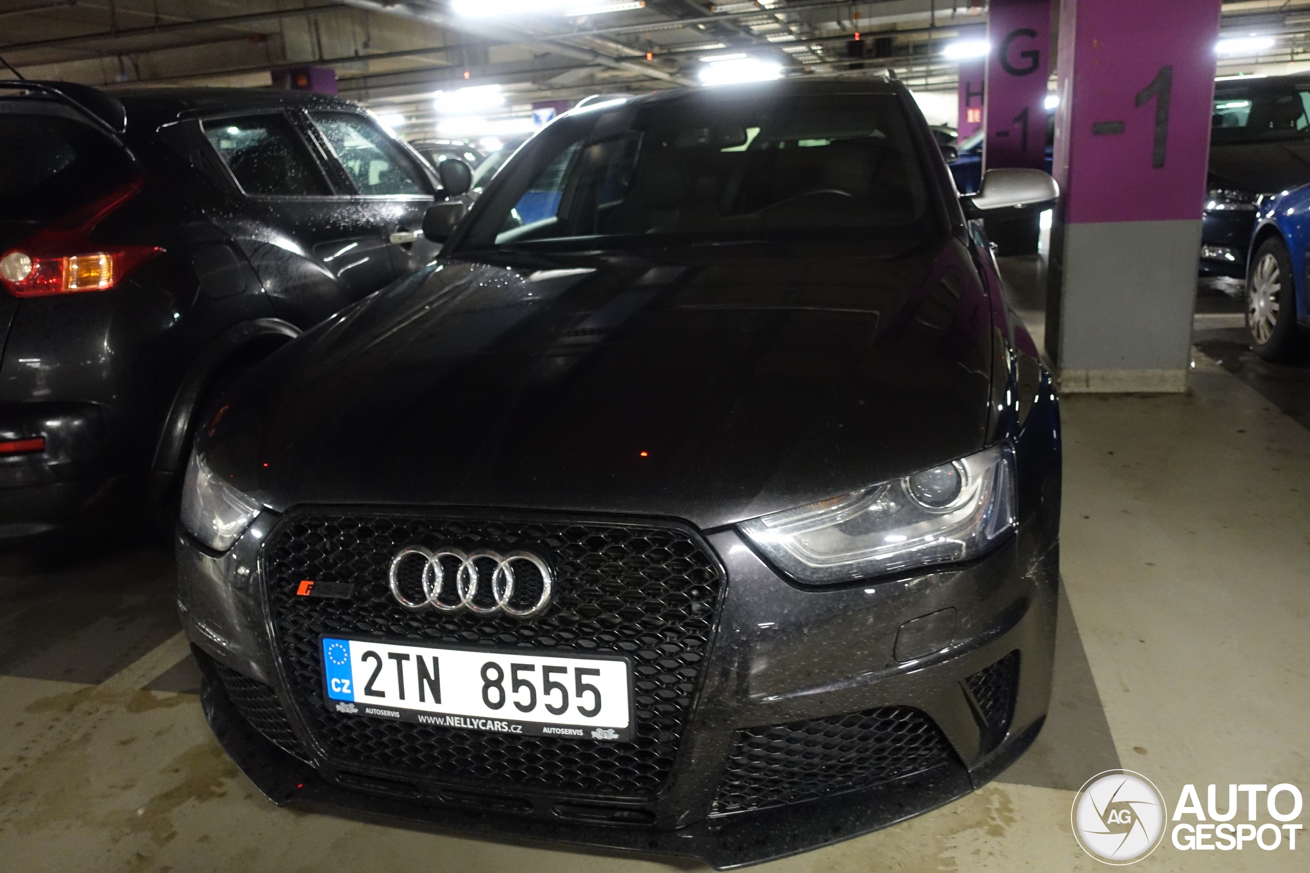 Audi RS4 Avant B8