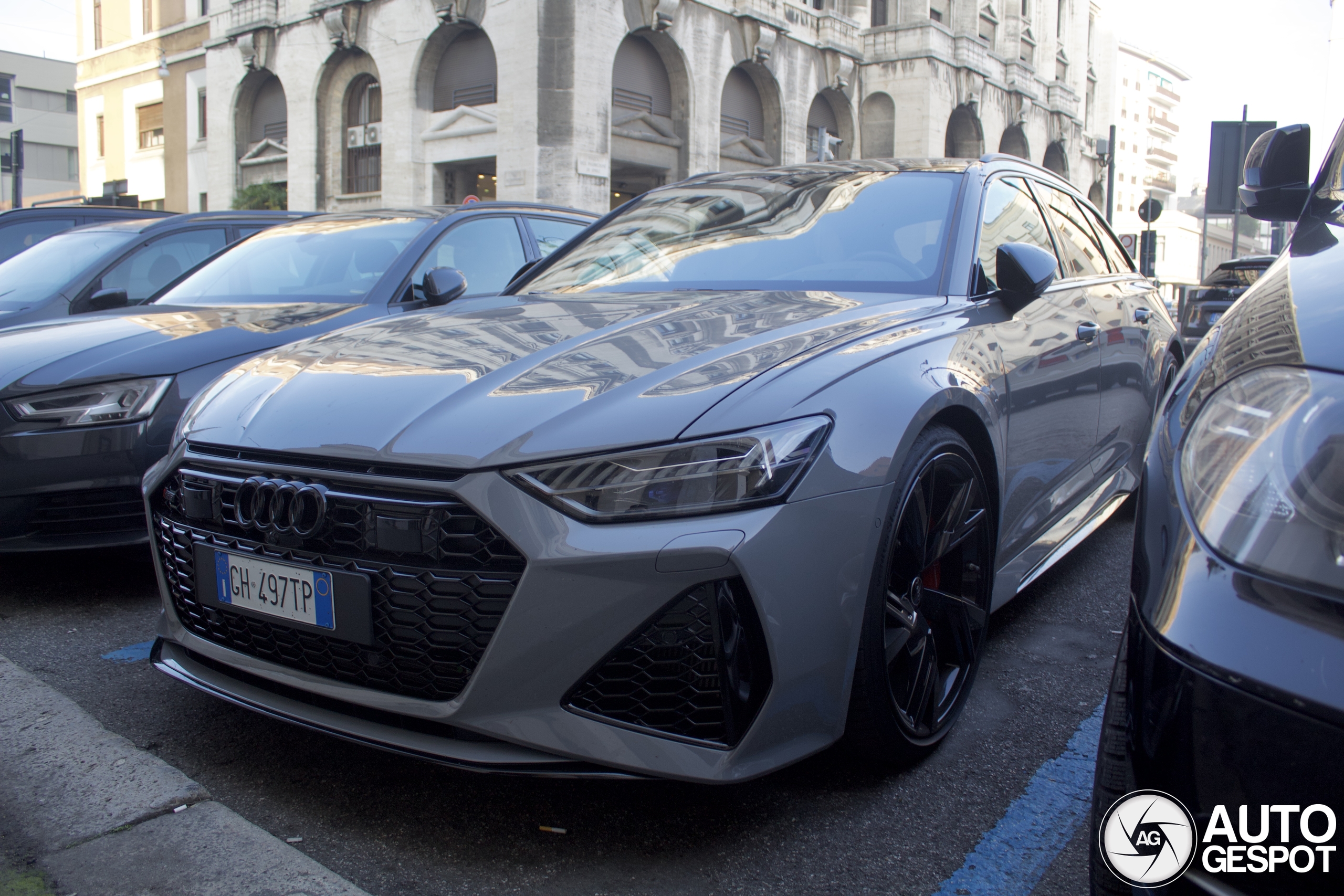 Audi RS6 Avant C8