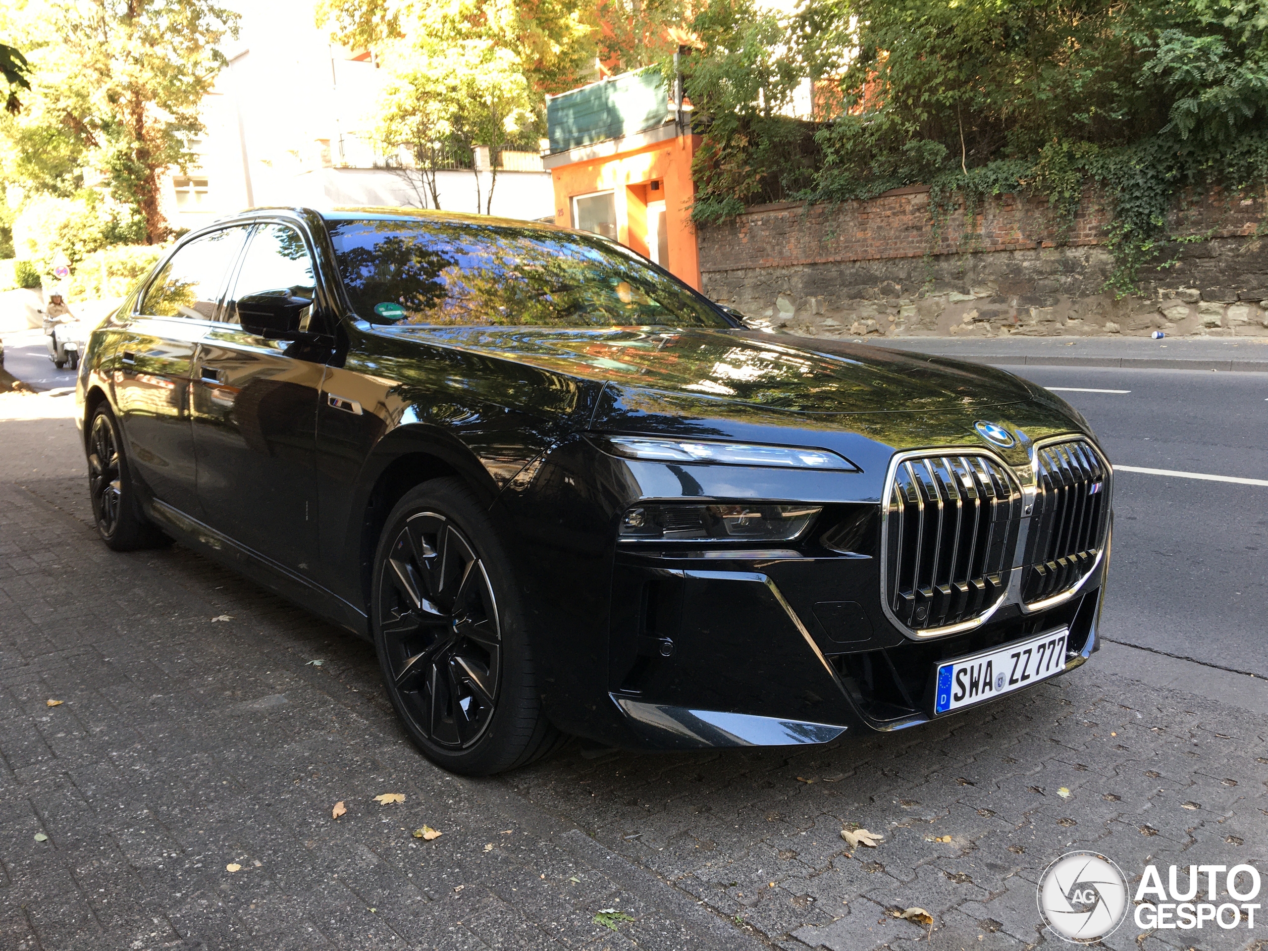 BMW M760e xDrive